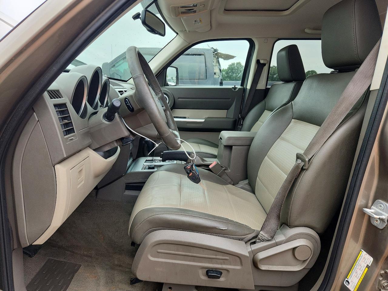 2007 Dodge Nitro Slt Tan vin: 1D8GU58K87W669261