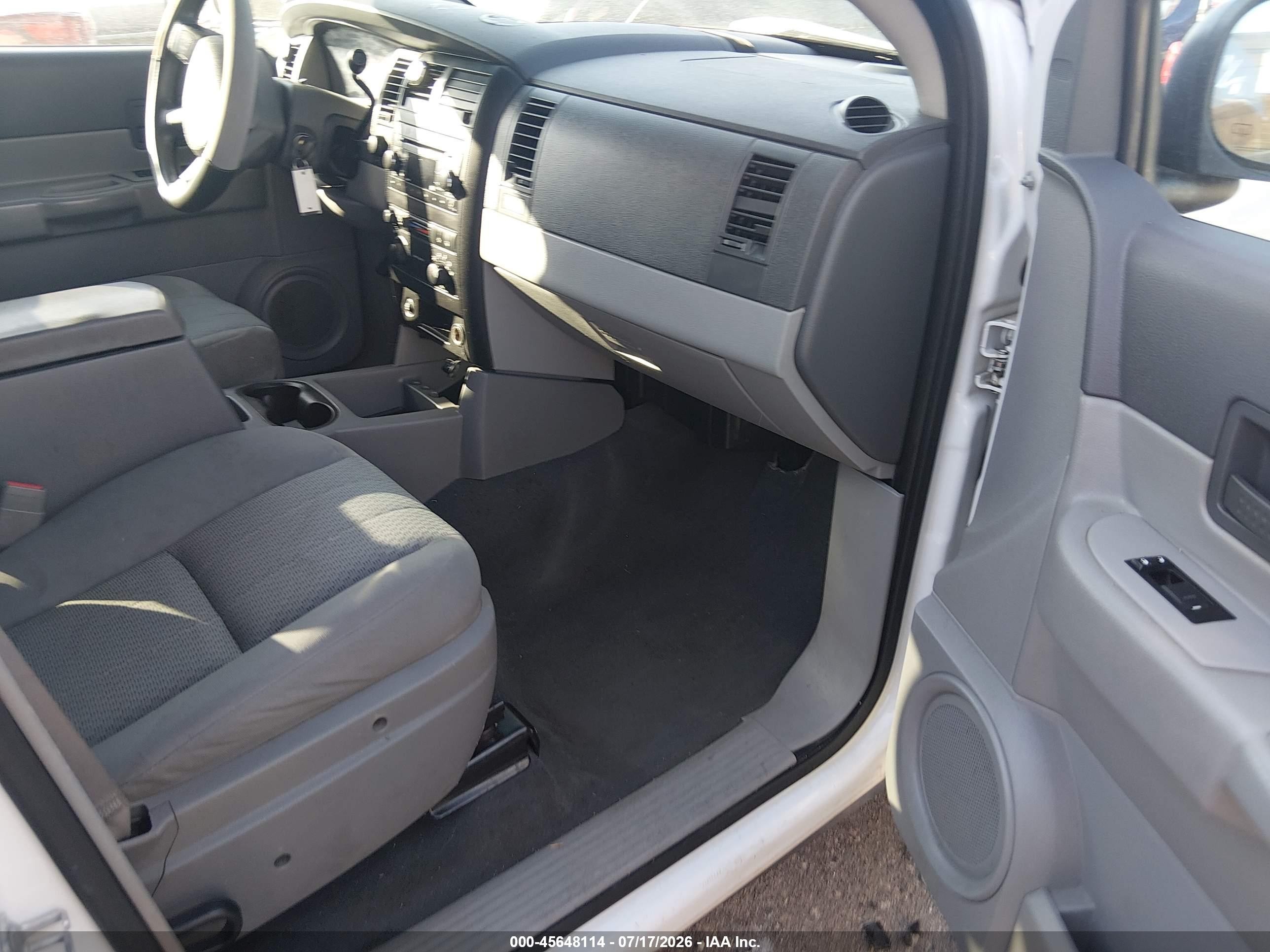 2008 Dodge Durango Sxt White vin: 1D8HB38N28F156033