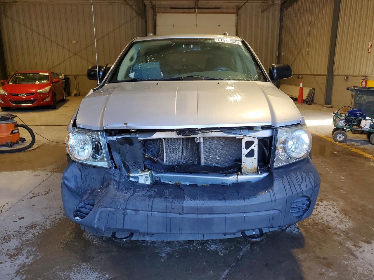 2007 Dodge Durango Sxt Silver vin: 1D8HB38P47F579051
