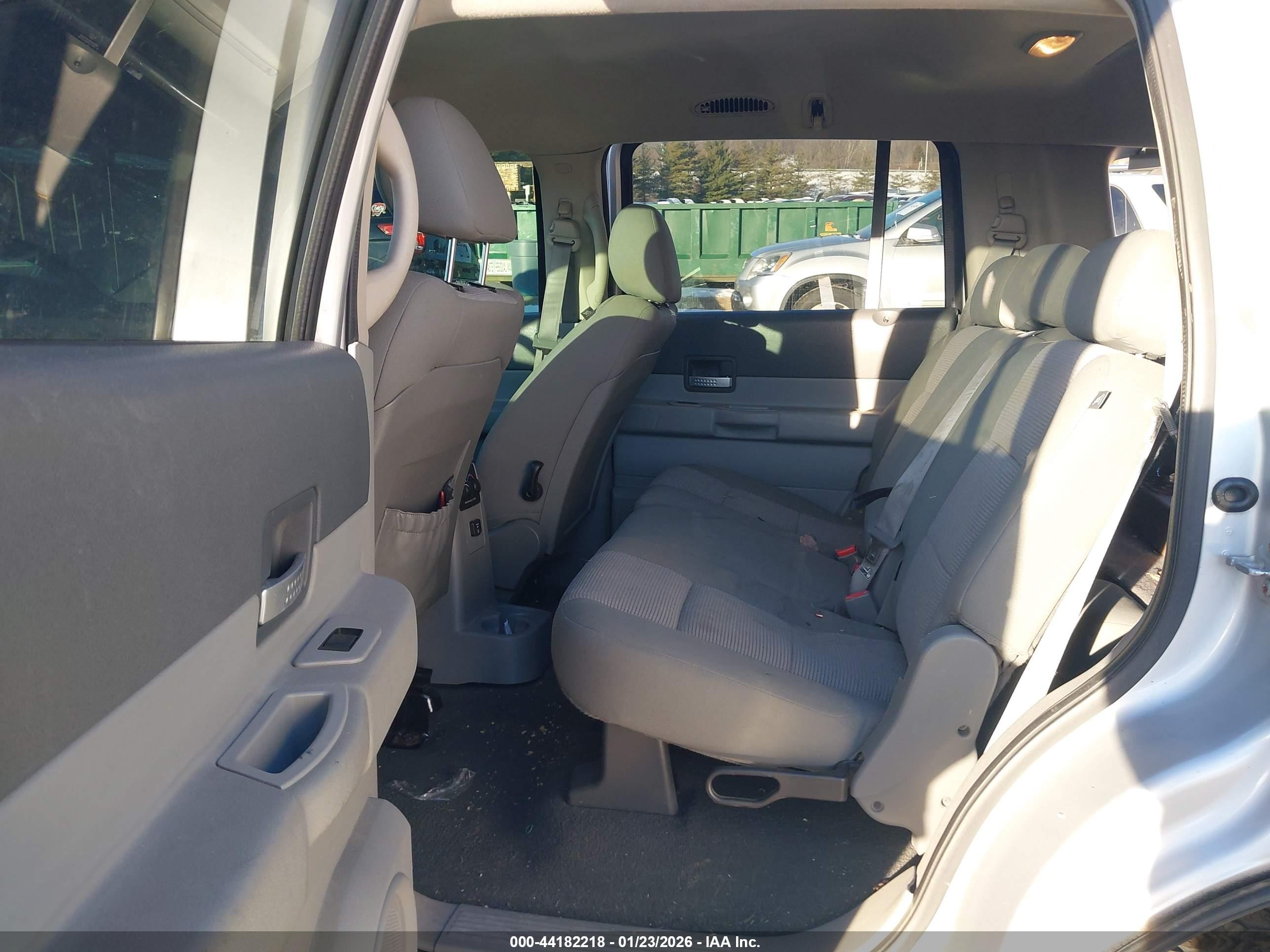2008 Dodge Durango Slt Silver vin: 1D8HB48258F100728