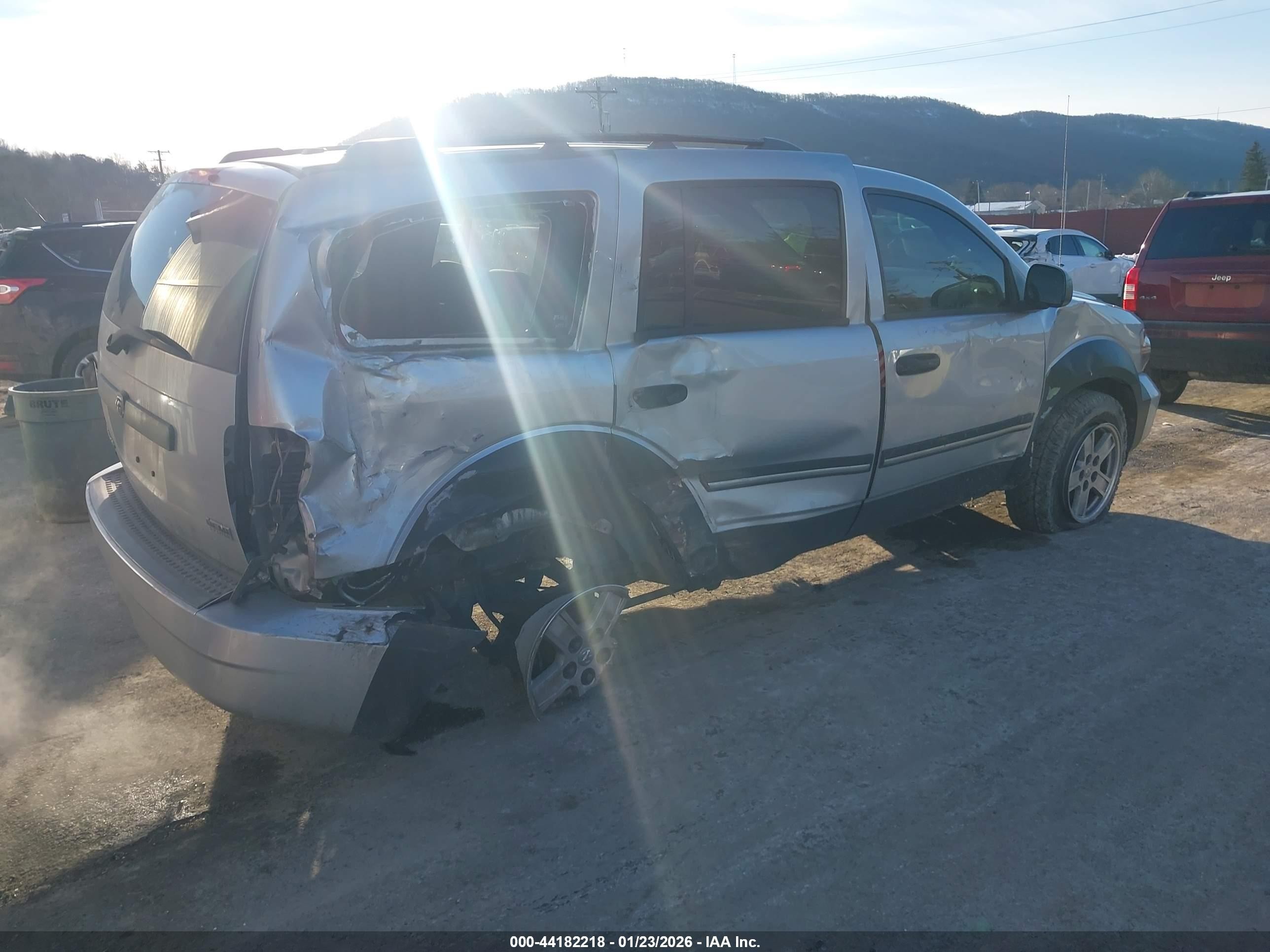 2008 Dodge Durango Slt Silver vin: 1D8HB48258F100728