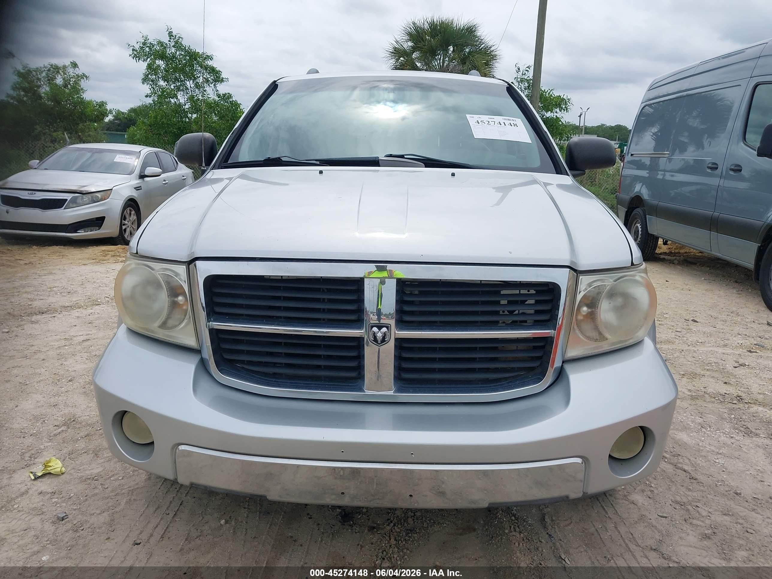 2007 Dodge Durango Limited Серебряный vin: 1D8HB58227F564161