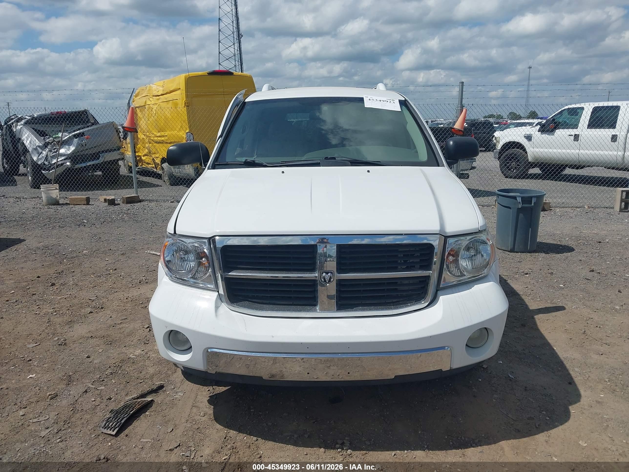 2008 Dodge Durango Limited Белый vin: 1D8HB58N08F128663