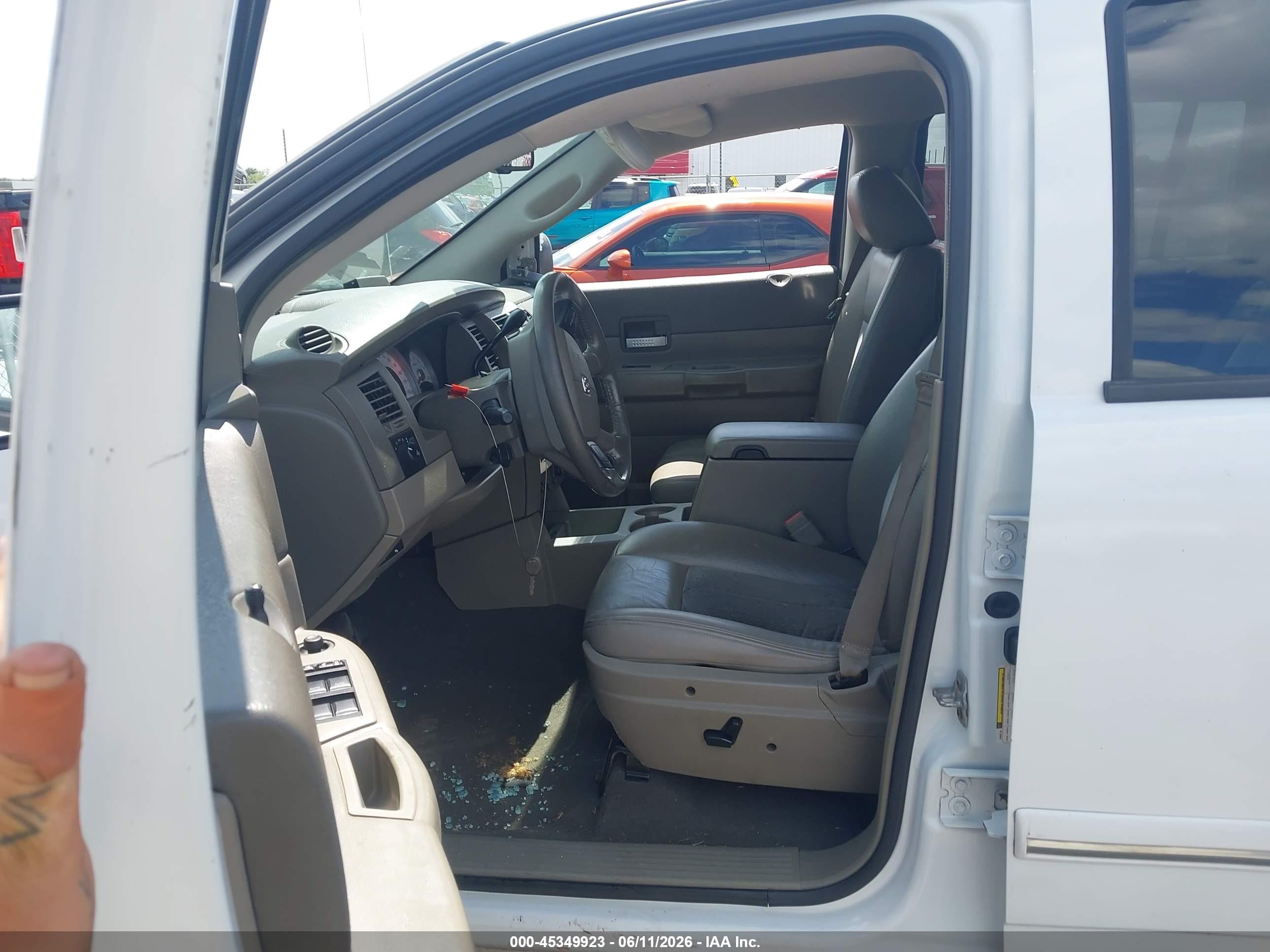 2008 Dodge Durango Limited Белый vin: 1D8HB58N08F128663