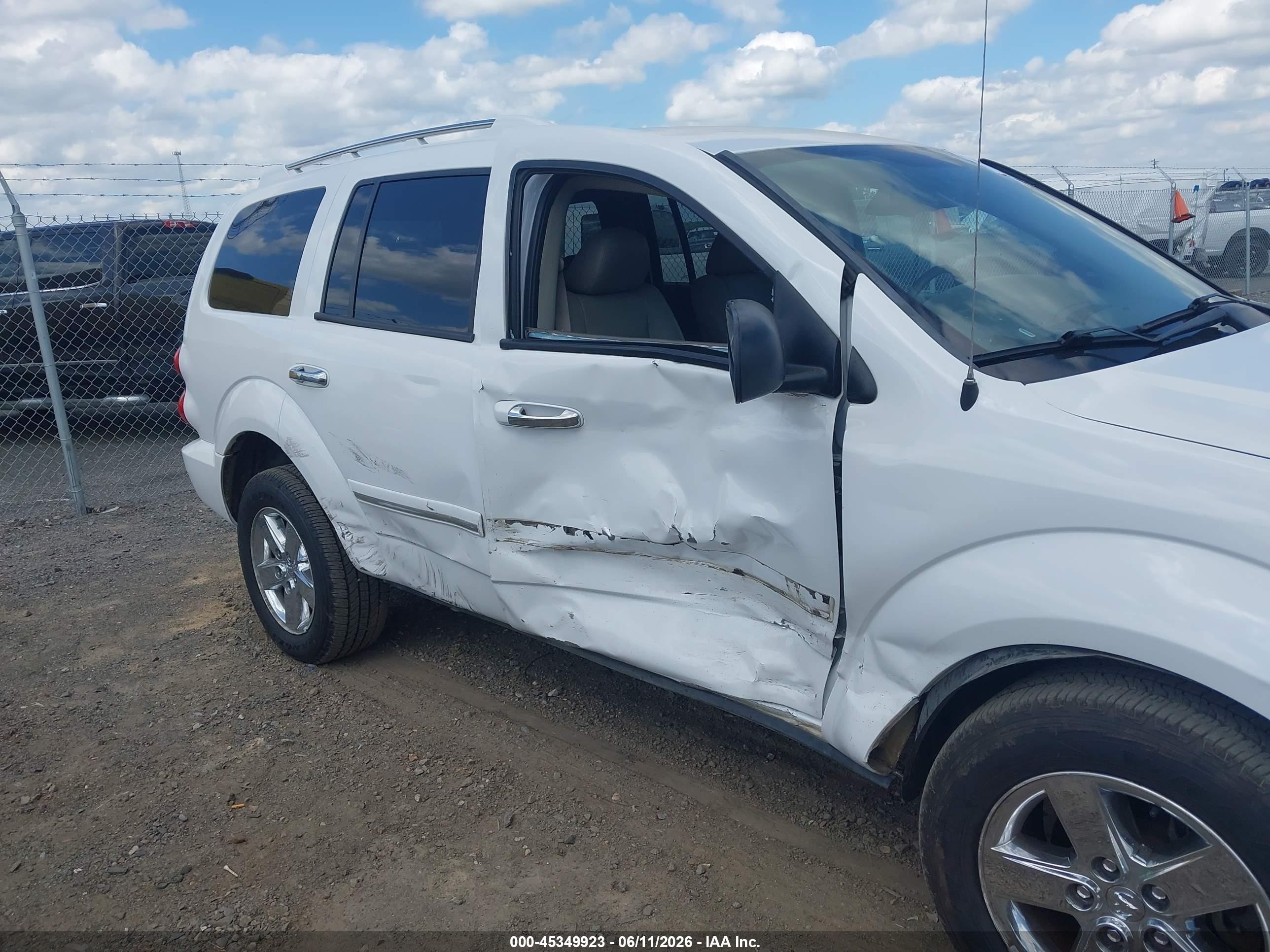 2008 Dodge Durango Limited Белый vin: 1D8HB58N08F128663