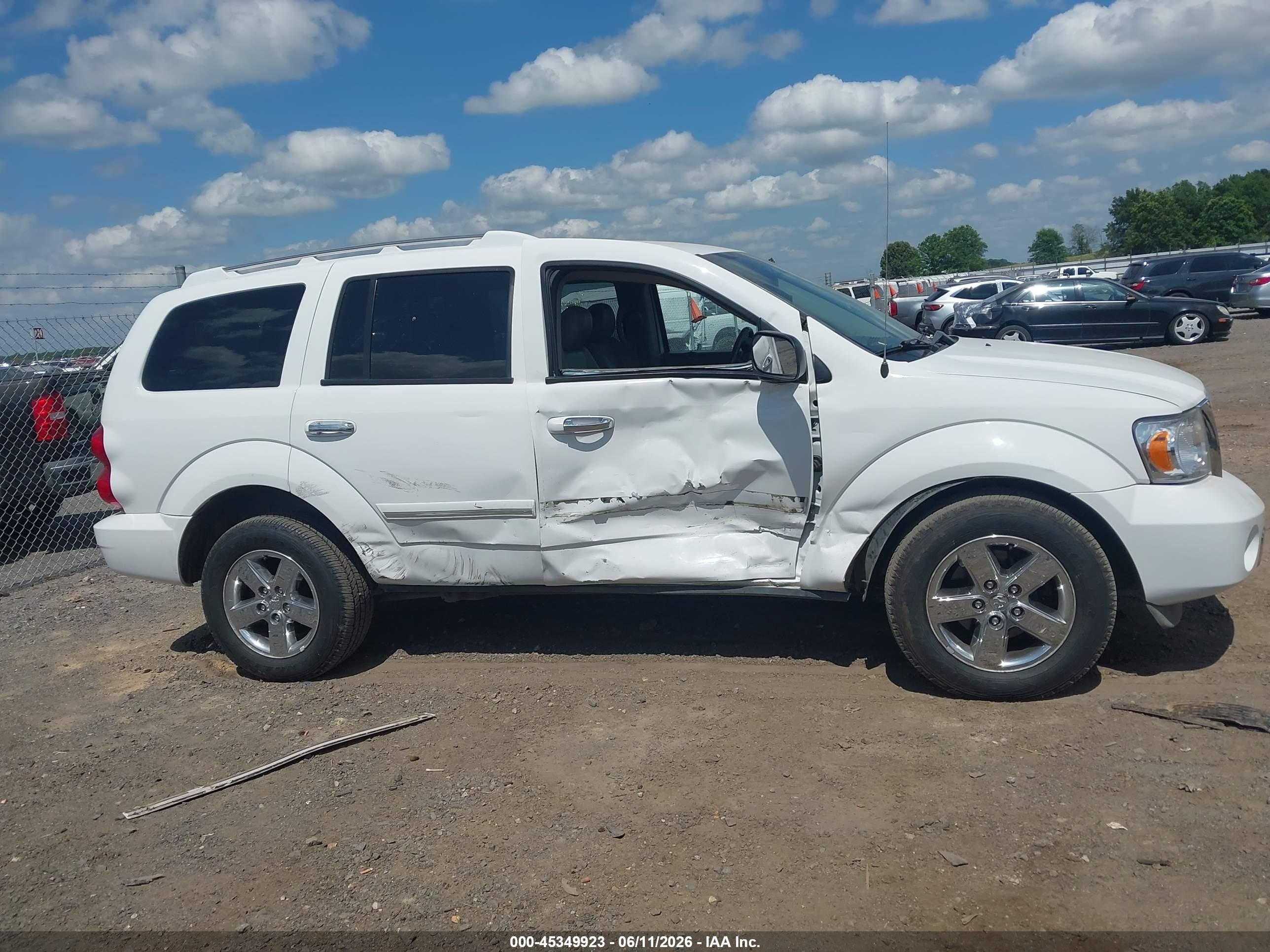 2008 Dodge Durango Limited Белый vin: 1D8HB58N08F128663