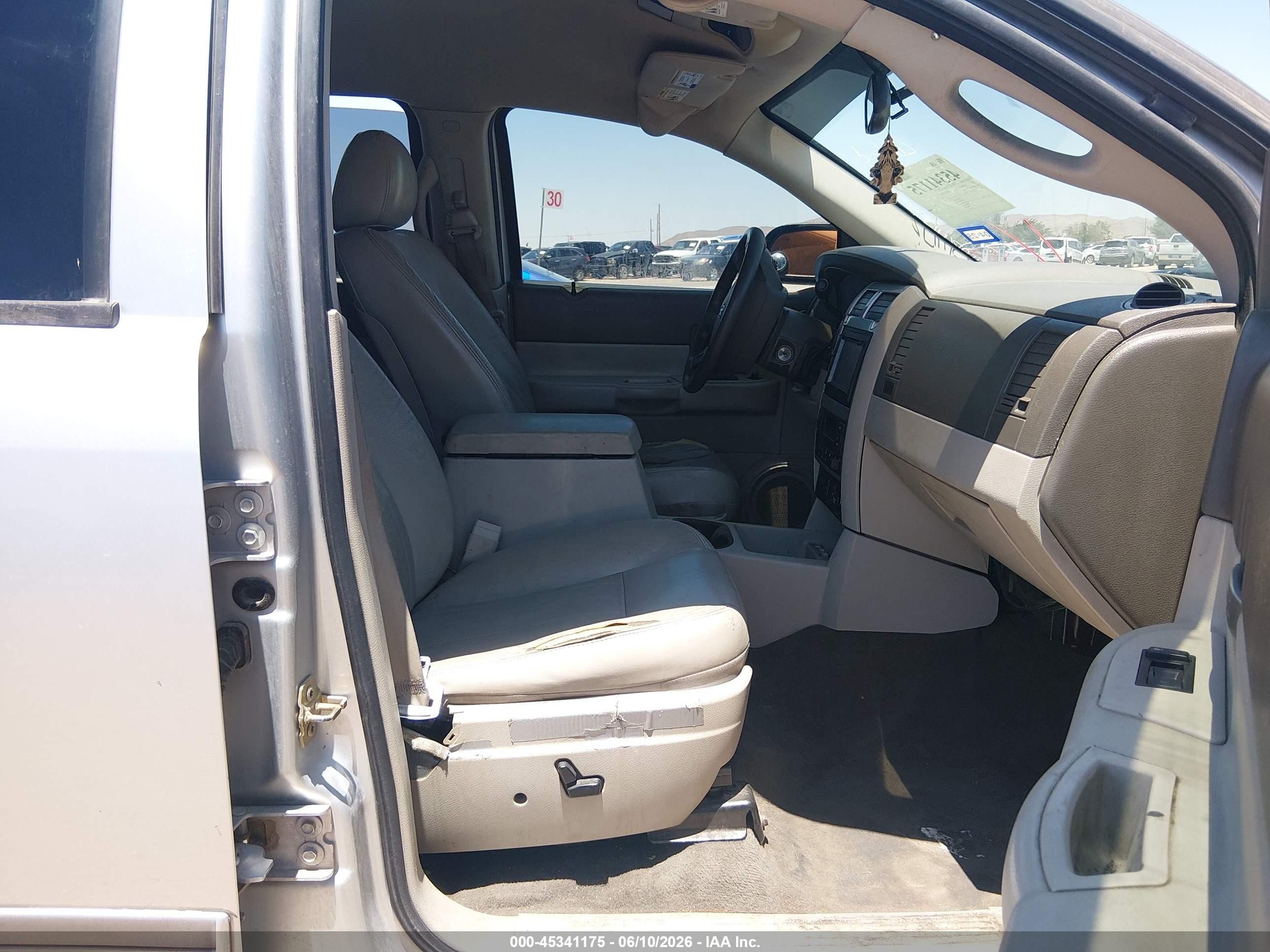 2005 Dodge Durango Limited Silver vin: 1D8HB58N75F552286