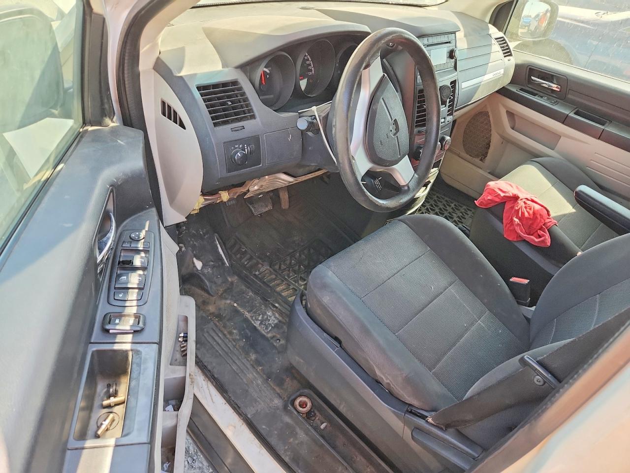 2008 Dodge Grand Caravan C/v White vin: 1D8HN11H48B172600