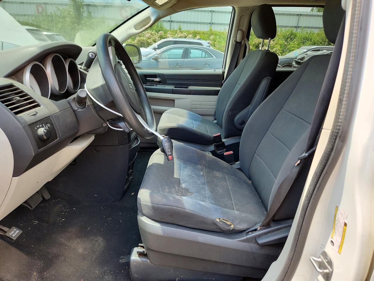 2009 Dodge Grand Caravan Se White vin: 1D8HN44E39B505664