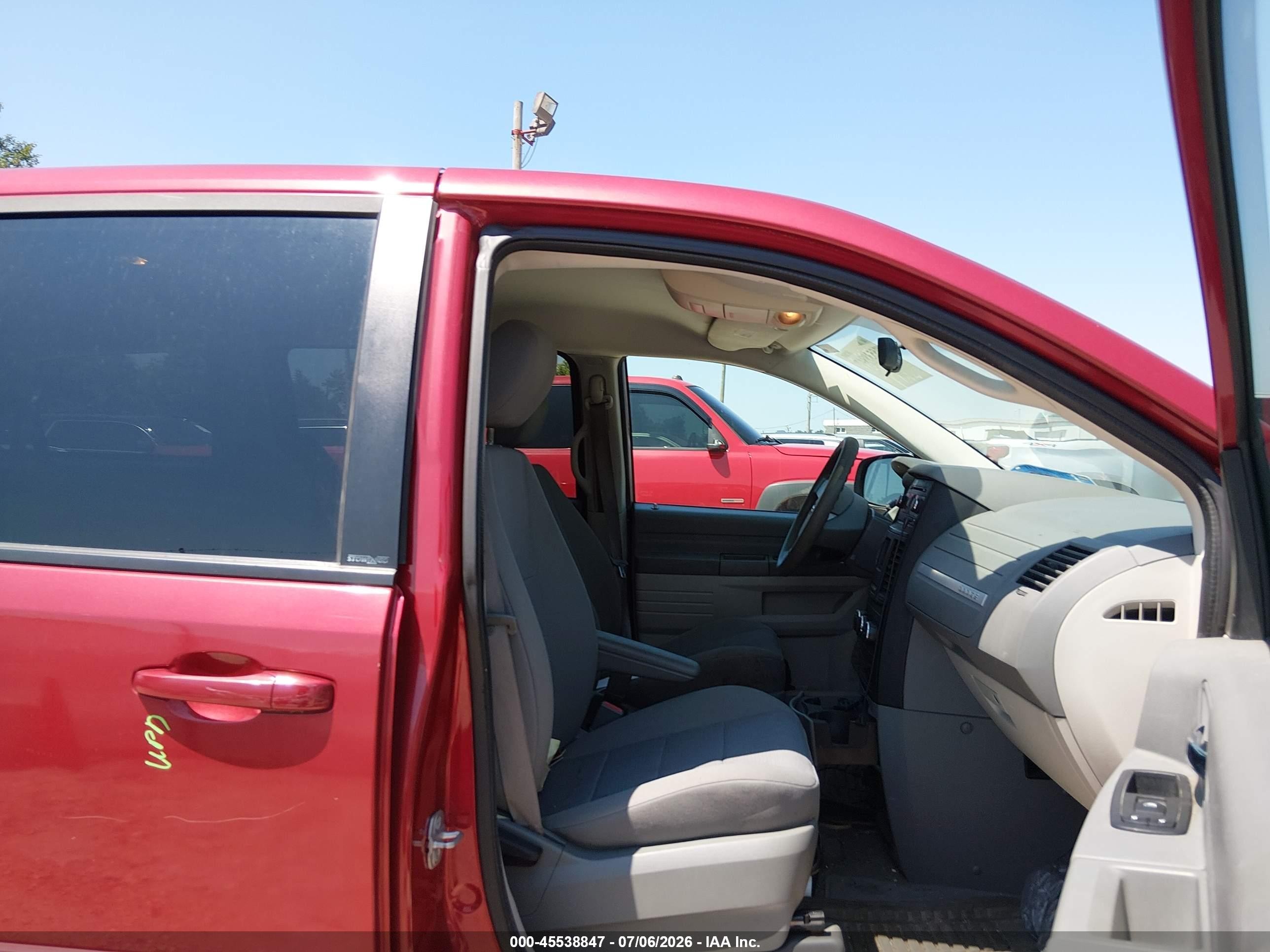 2009 Dodge Grand Caravan Se Red vin: 1D8HN44E39B511321
