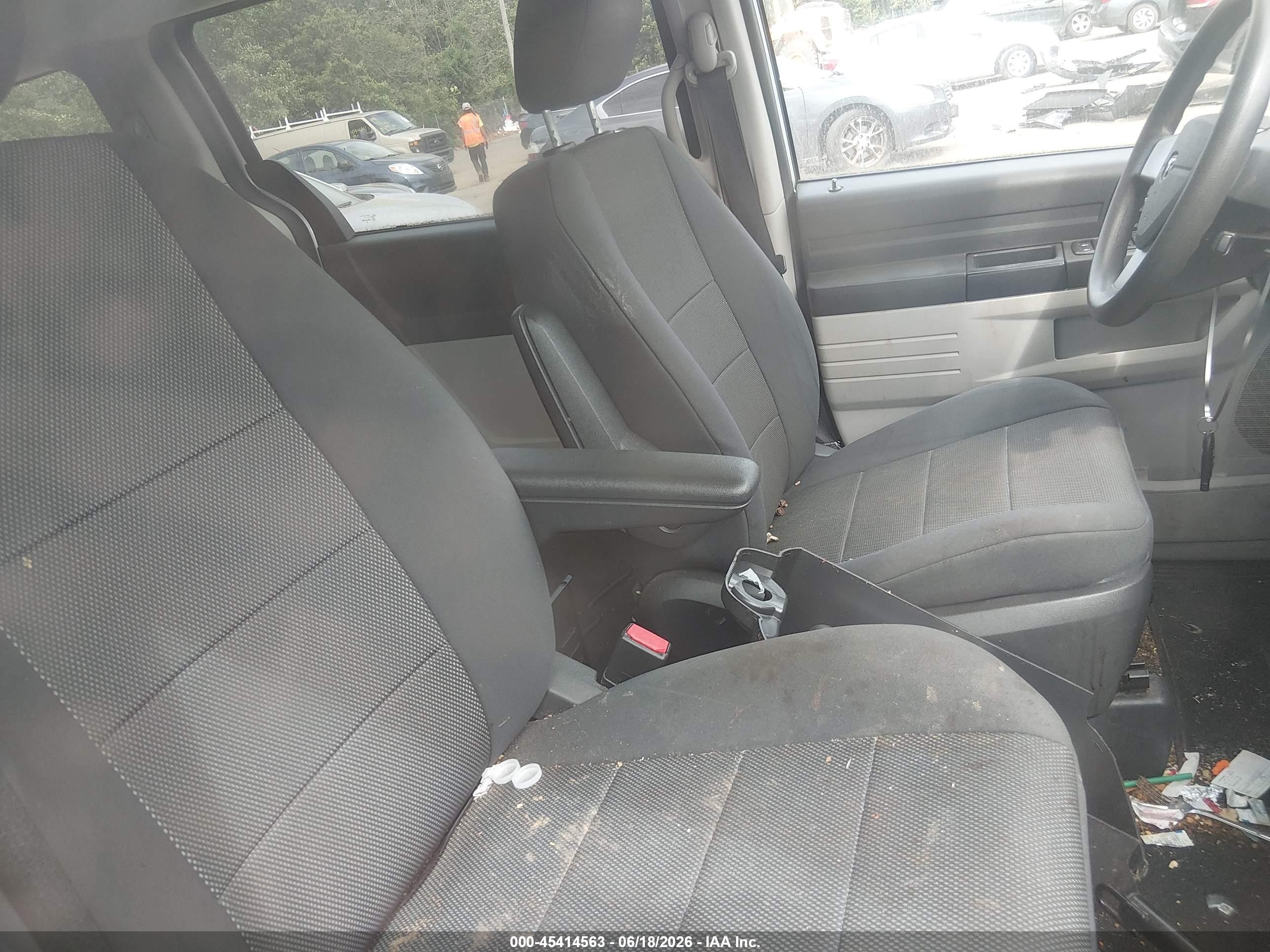 2009 Dodge Grand Caravan Se Silver vin: 1D8HN44E59B506847