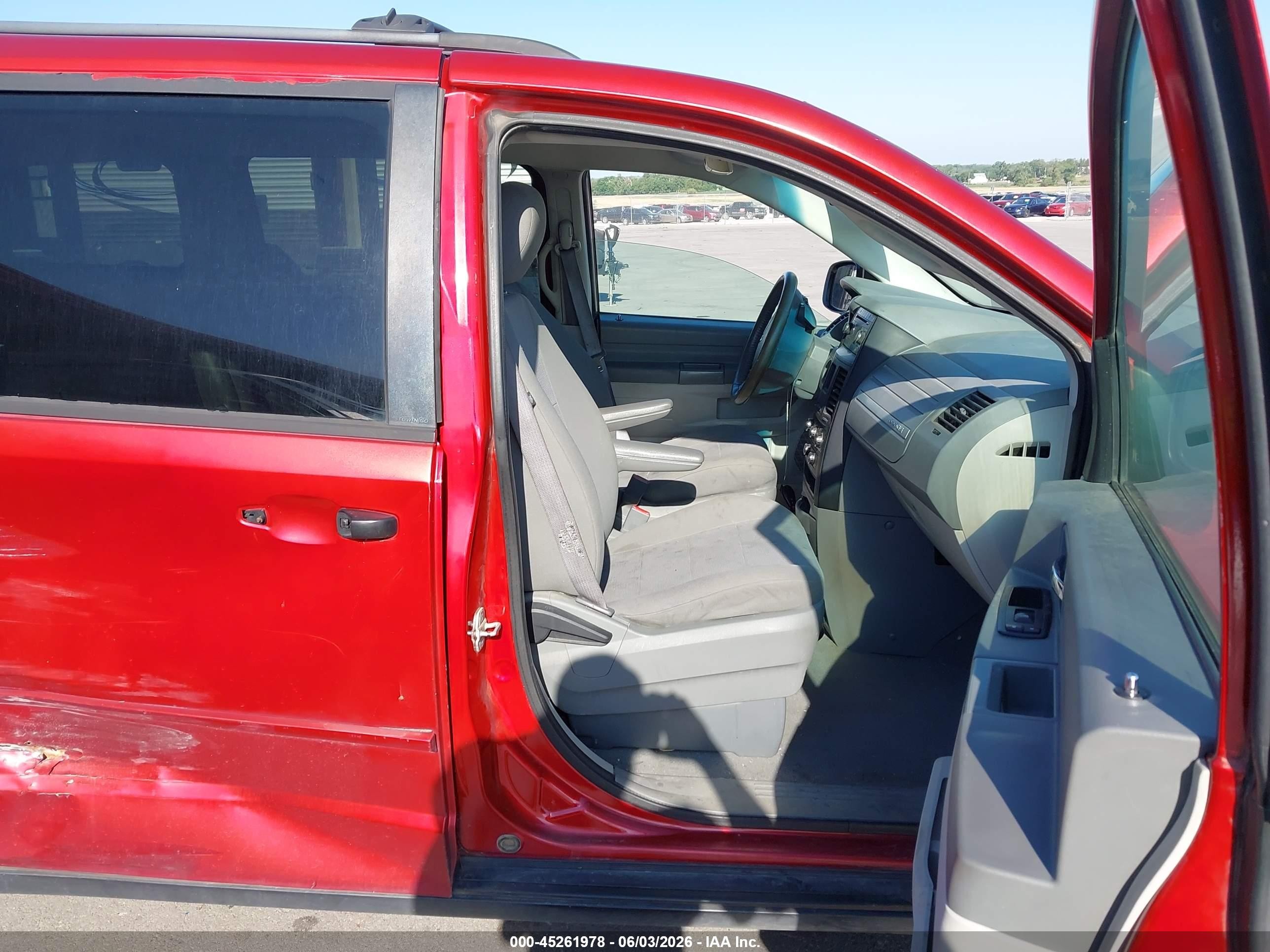2008 Dodge Grand Caravan Se Red vin: 1D8HN44H08B107501