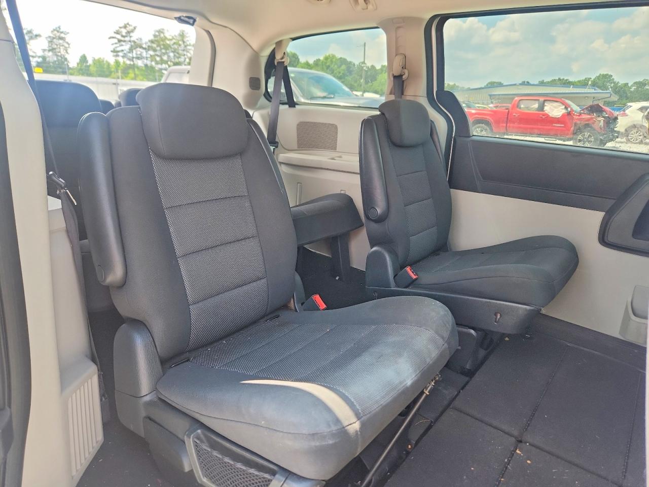 2008 Dodge Grand Caravan Se Silver vin: 1D8HN44H08B164653