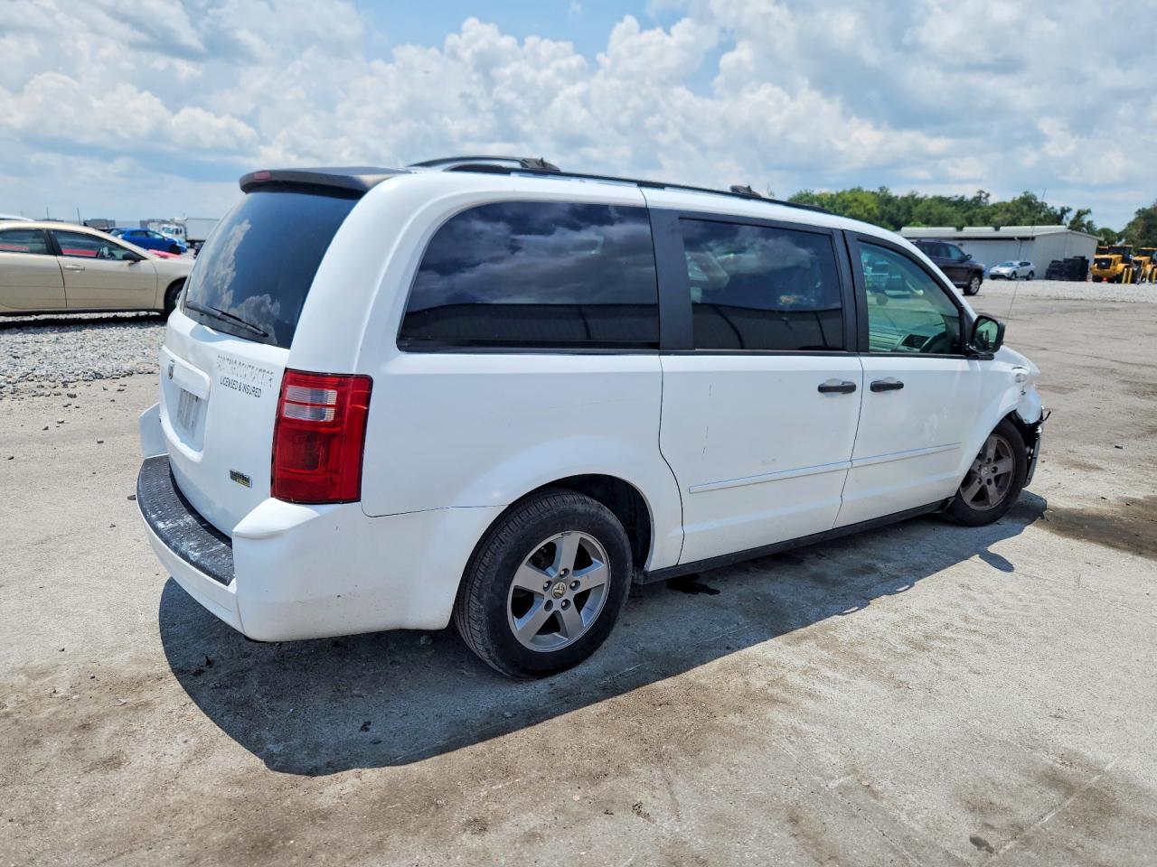 2008 Dodge Grand Caravan Se White vin: 1D8HN44H18B137168