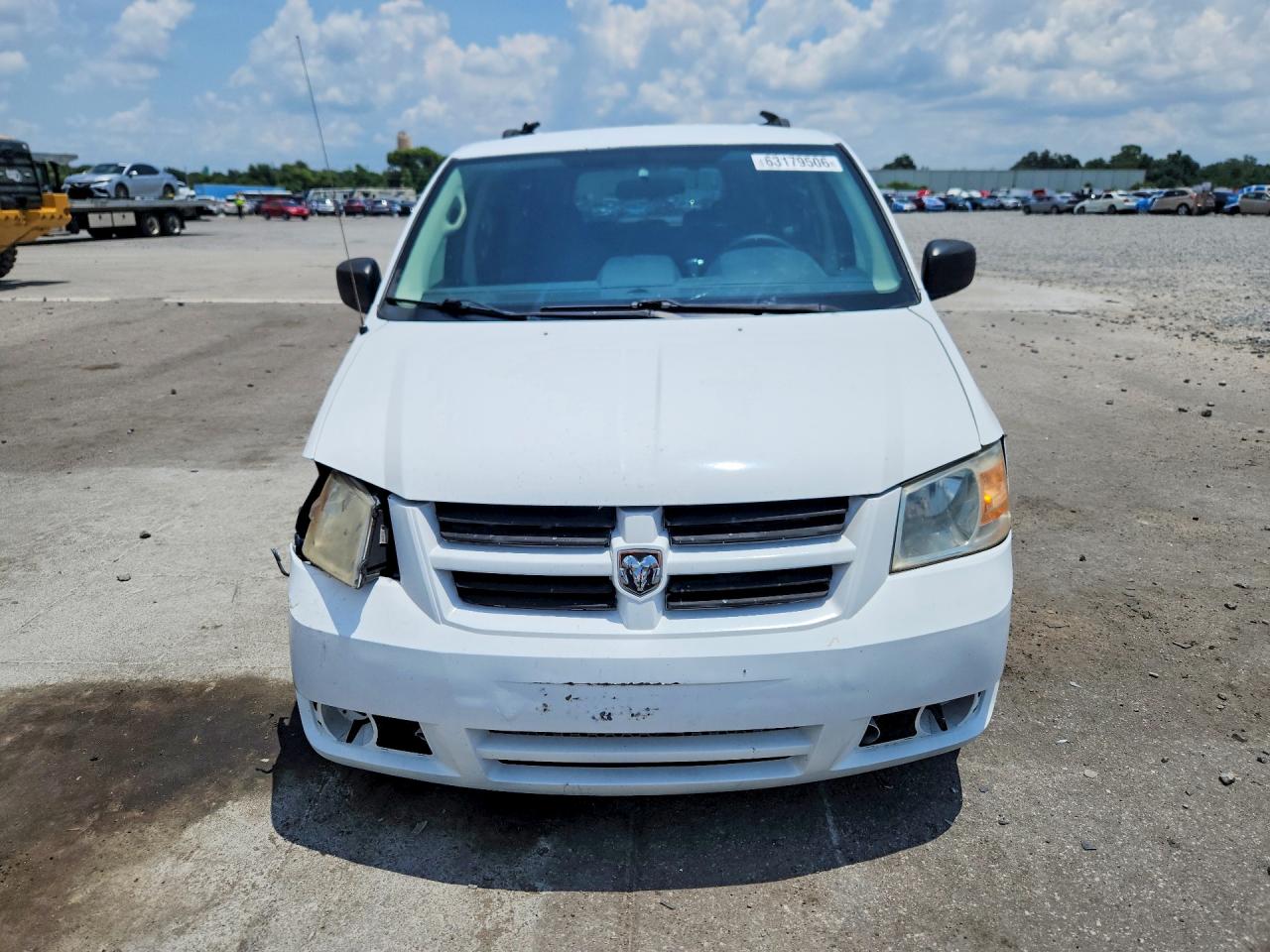 2008 Dodge Grand Caravan Se White vin: 1D8HN44H18B137168