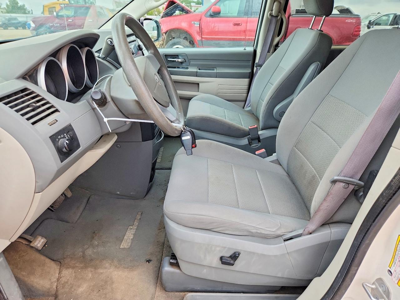 2008 Dodge Grand Caravan Se White vin: 1D8HN44H18B164631