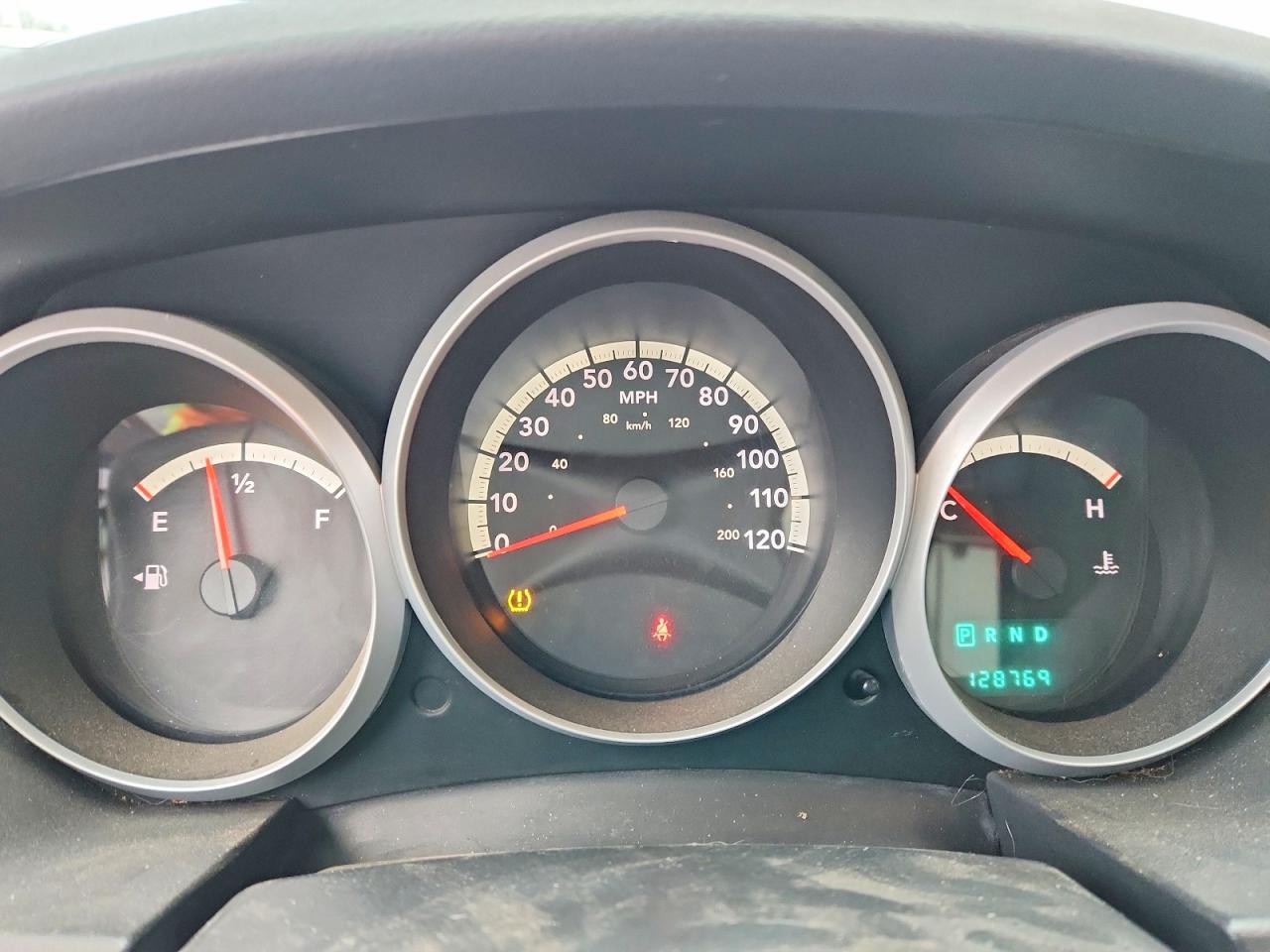 2008 Dodge Grand Caravan Se Silver vin: 1D8HN44H28B156568
