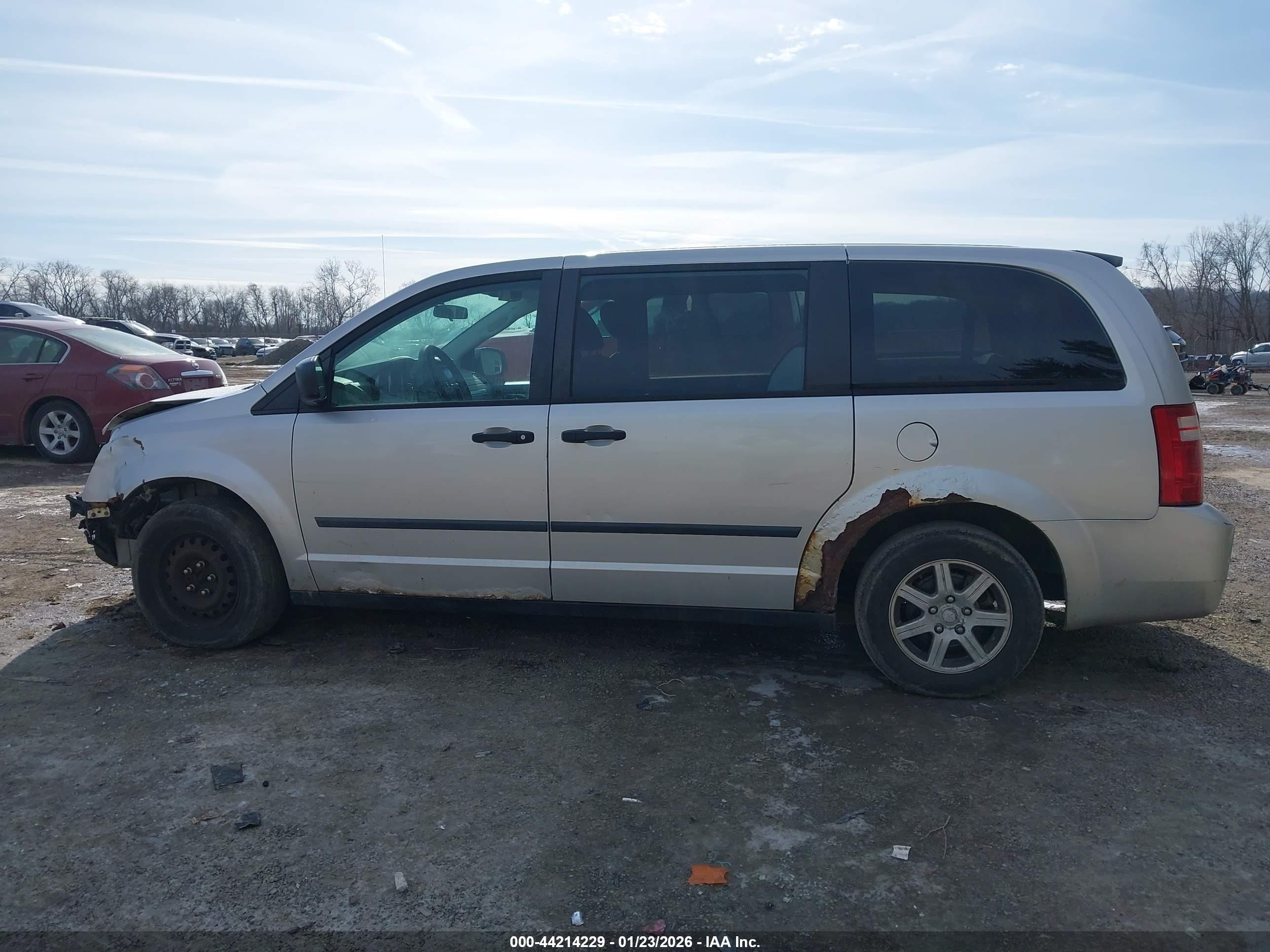 2008 Dodge Grand Caravan Se Silver vin: 1D8HN44H28B188498