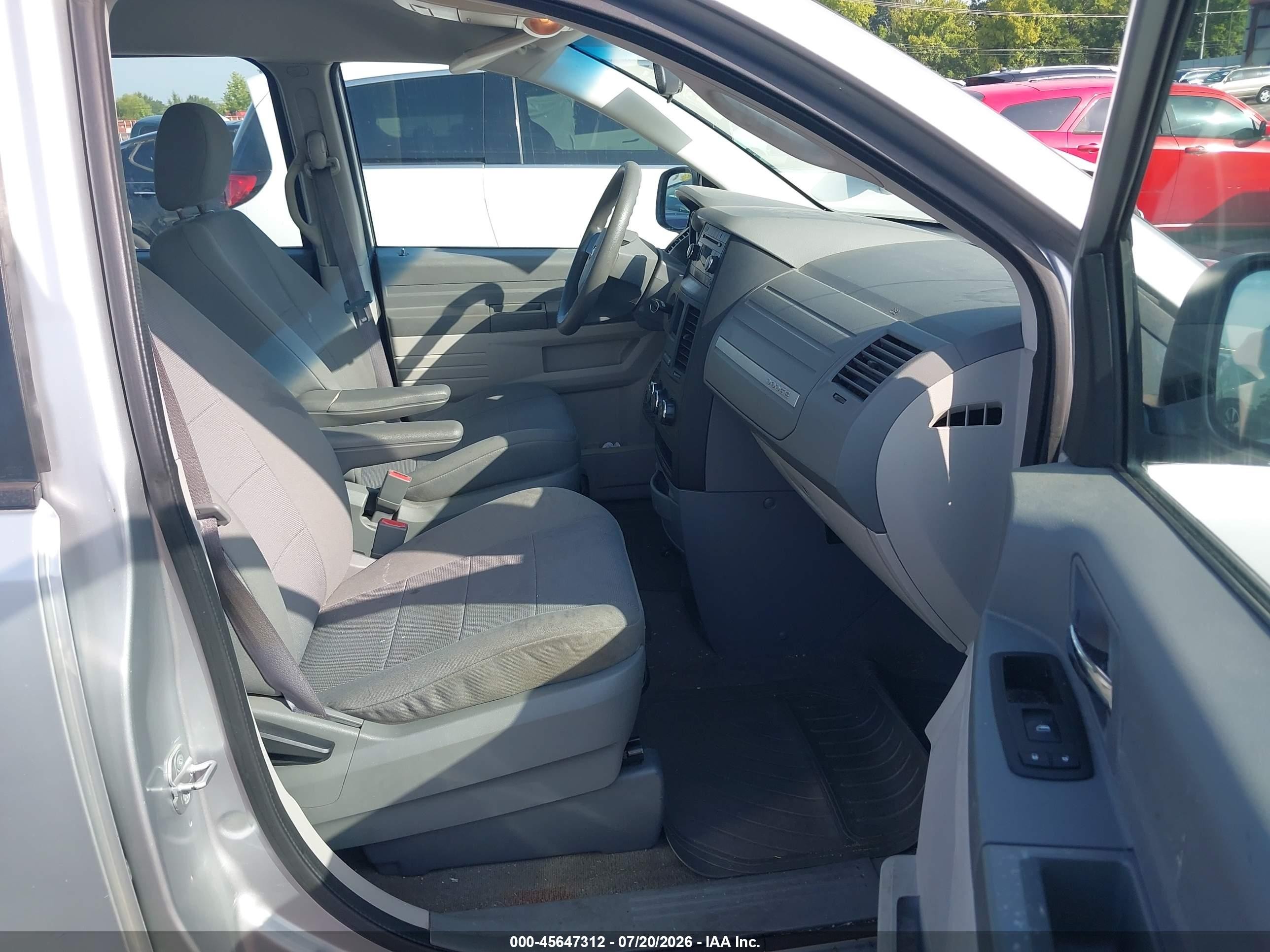 2008 Dodge Grand Caravan Se Silver vin: 1D8HN44H38B148804