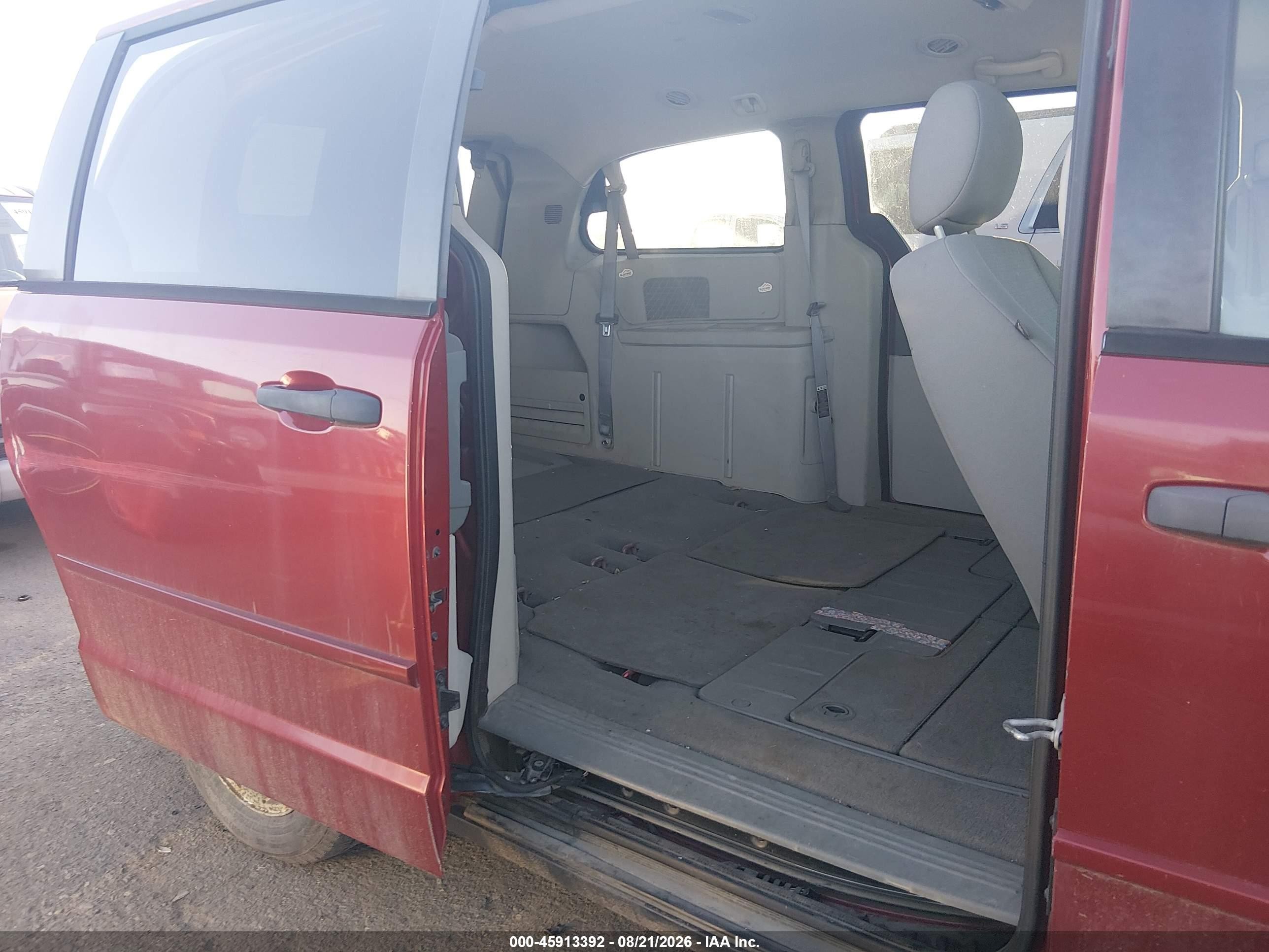 2008 Dodge Grand Caravan Se Красный vin: 1D8HN44H68B100410