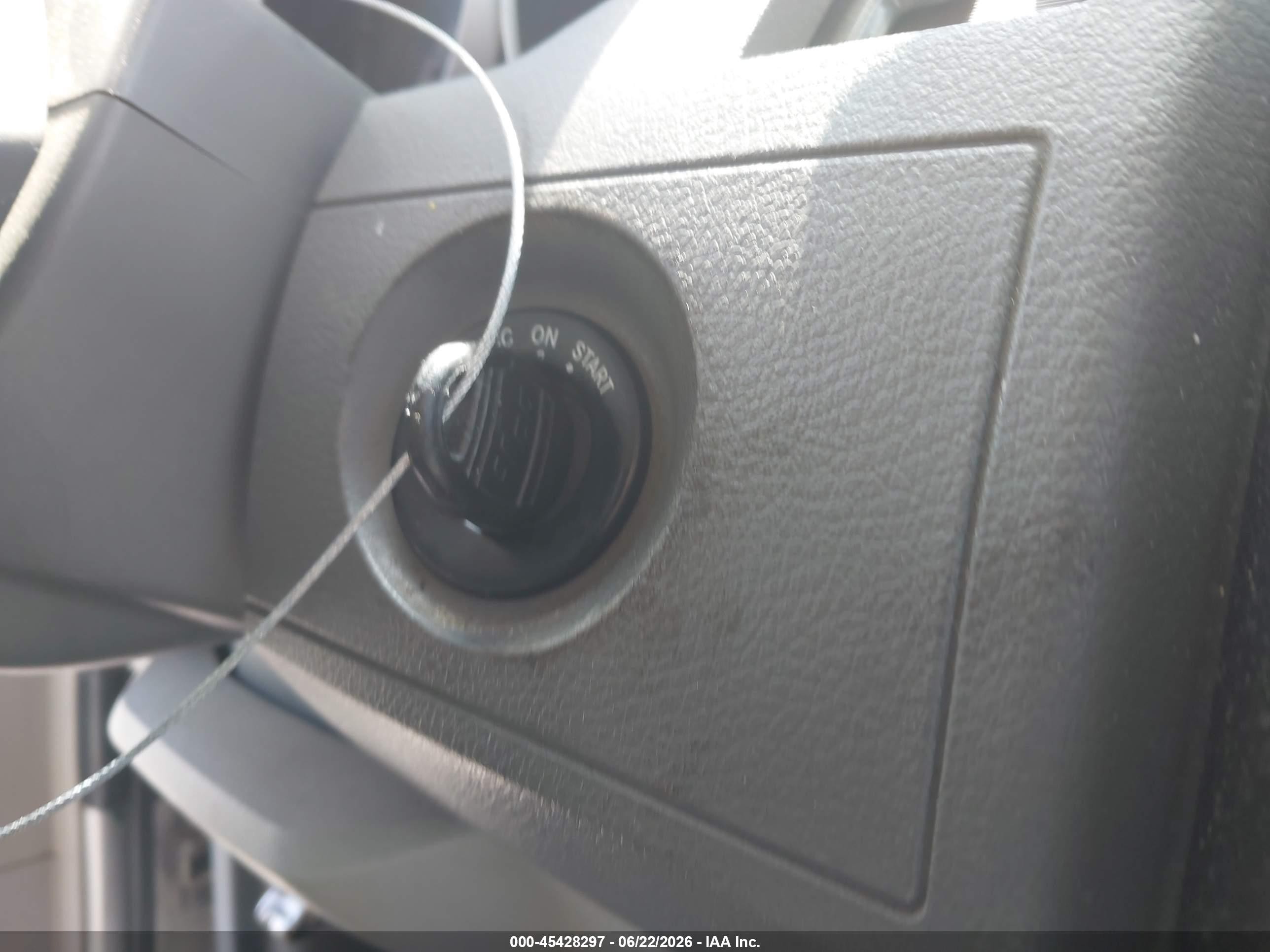 2008 Dodge Grand Caravan Se Silver vin: 1D8HN44H68B149820