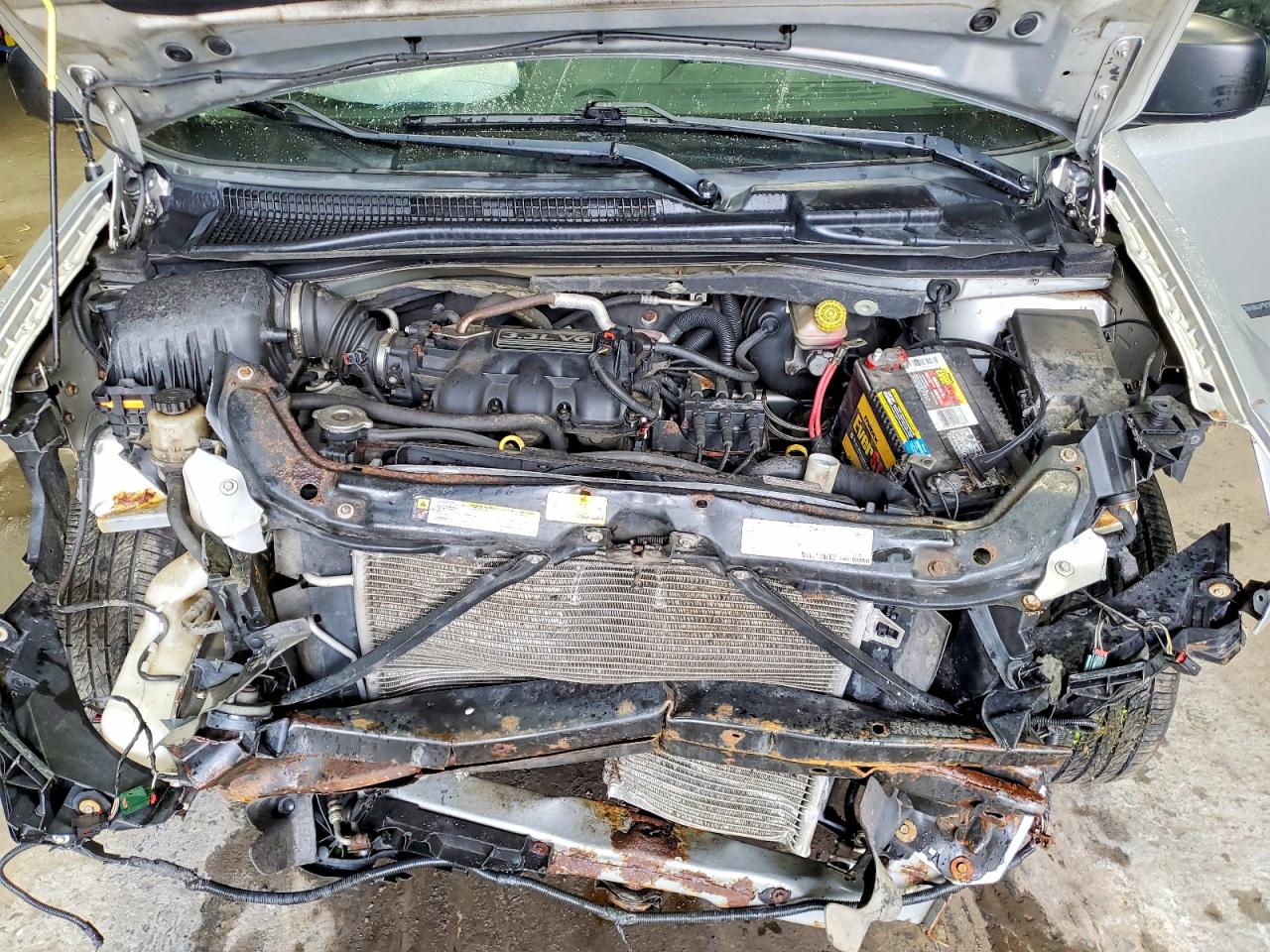 2008 Dodge Grand Caravan Se Silver vin: 1D8HN44H68B192859