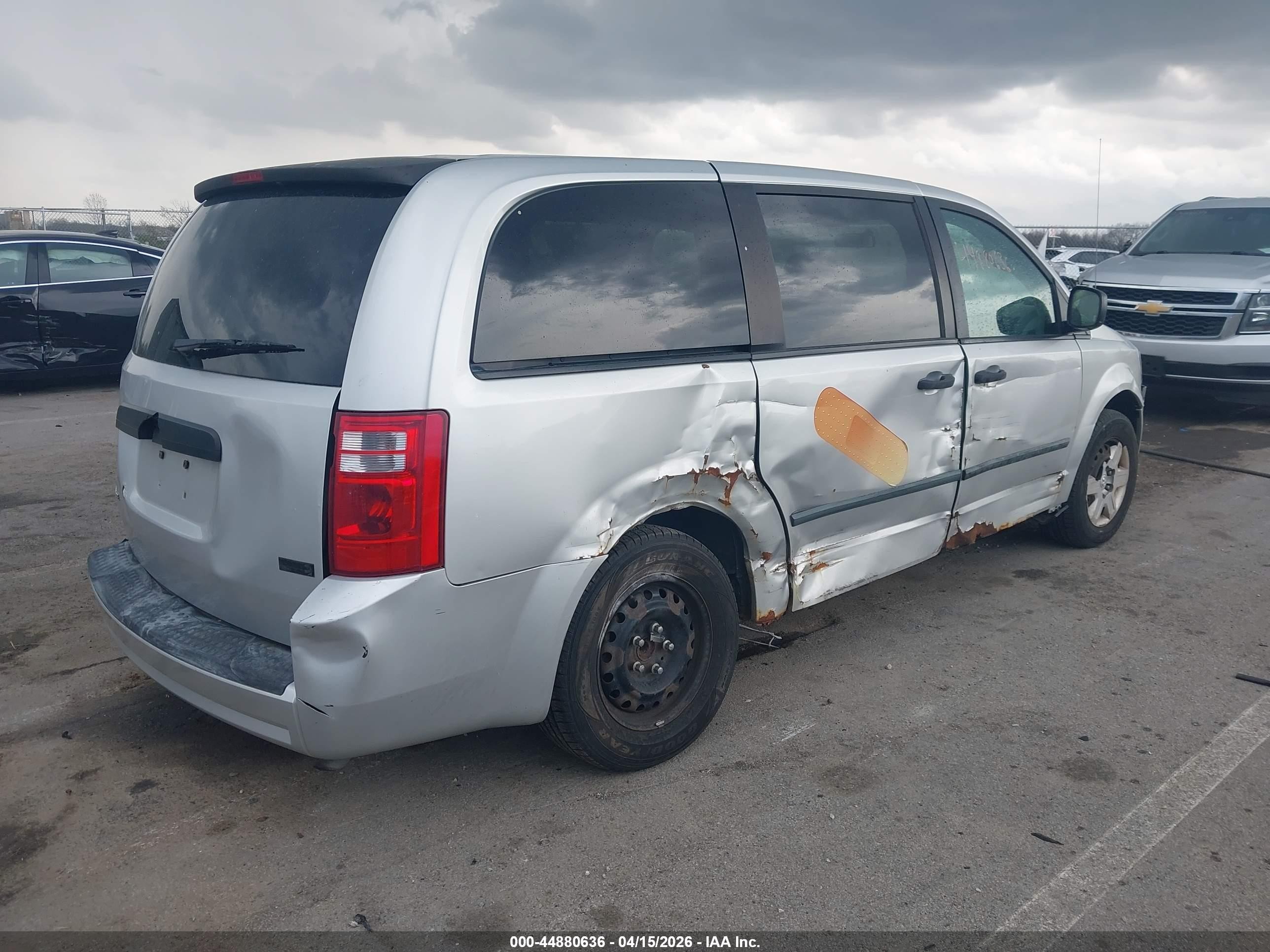 2008 Dodge Grand Caravan Se Серый vin: 1D8HN44H78B159952