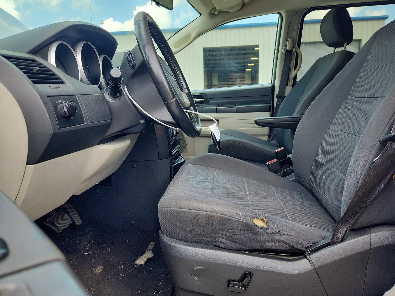 2008 Dodge Grand Caravan Se Silver vin: 1D8HN44H78B184561