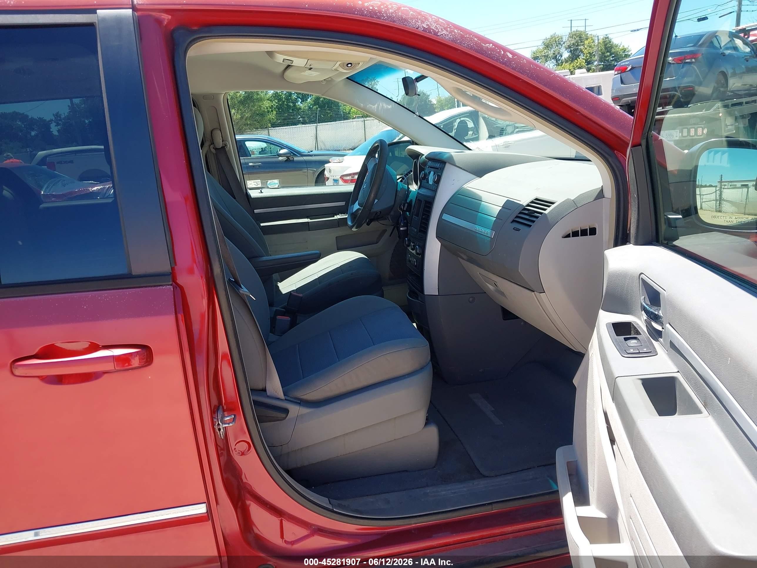 2008 Dodge Grand Caravan Sxt Red vin: 1D8HN54P18B129584
