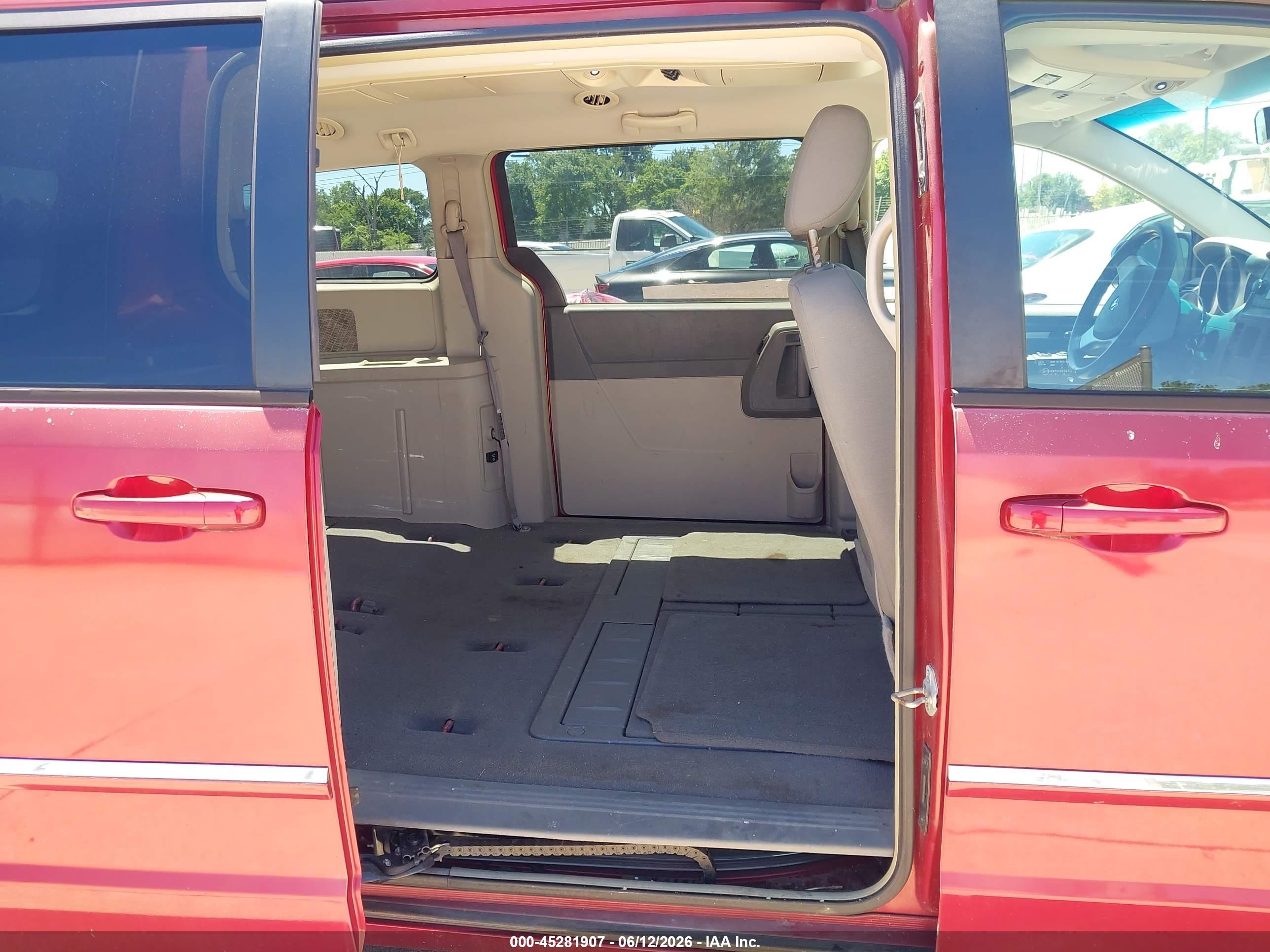 2008 Dodge Grand Caravan Sxt Red vin: 1D8HN54P18B129584