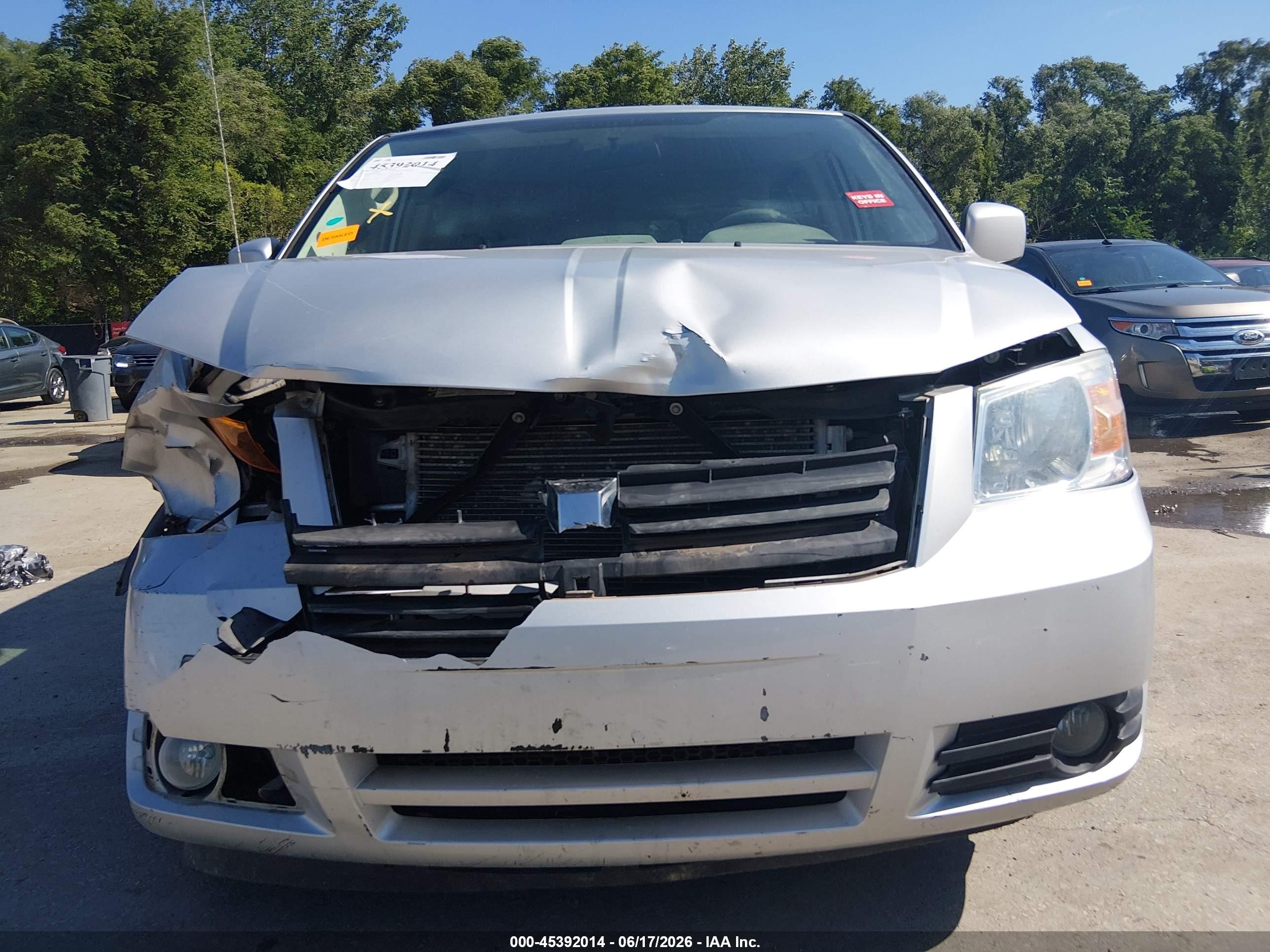 2008 Dodge Grand Caravan Sxt Silver vin: 1D8HN54P38B104024