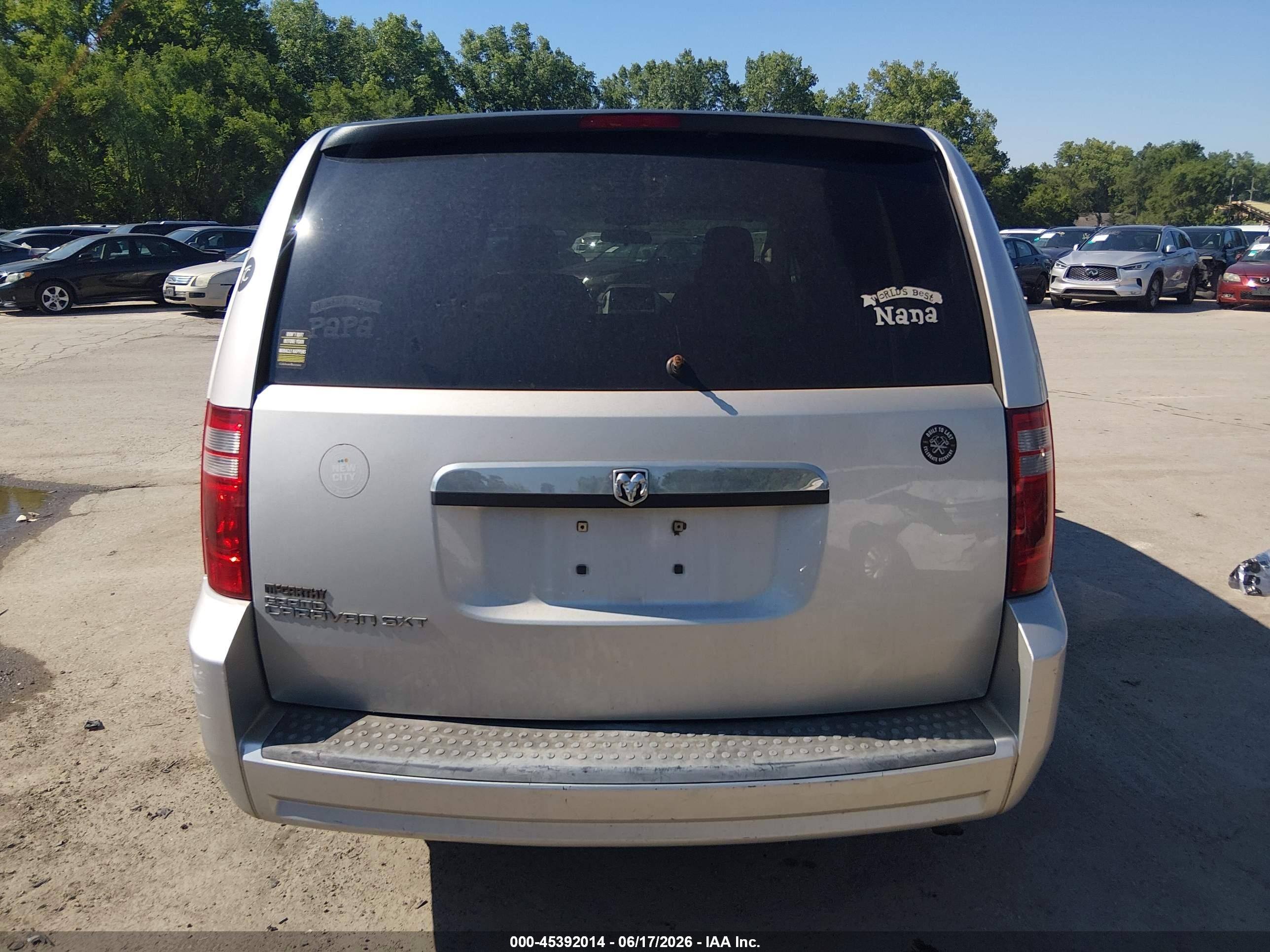 2008 Dodge Grand Caravan Sxt Silver vin: 1D8HN54P38B104024