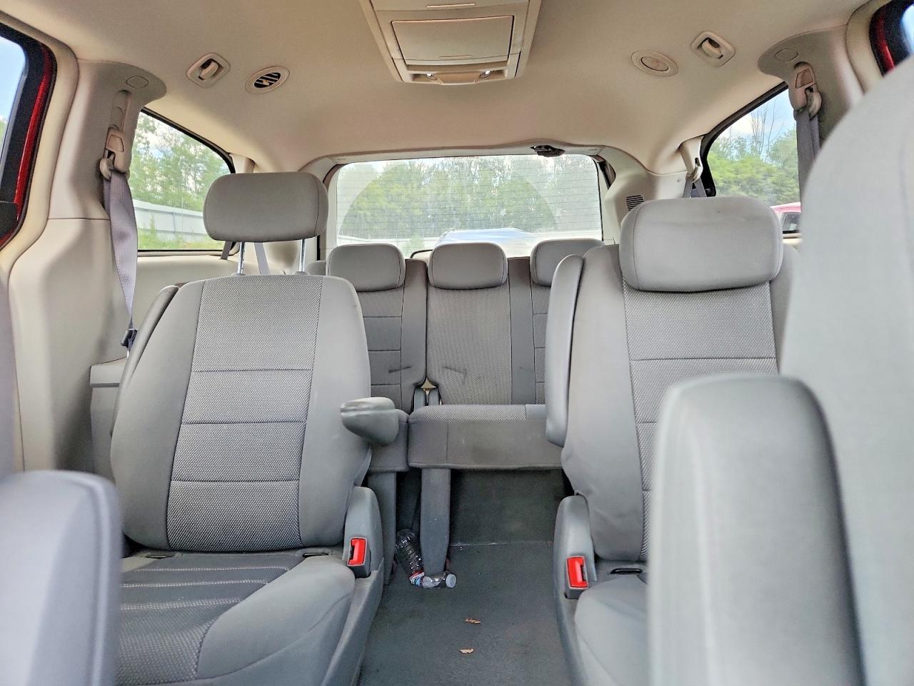 2008 Dodge Grand Caravan Sxt Red vin: 1D8HN54P48B153930