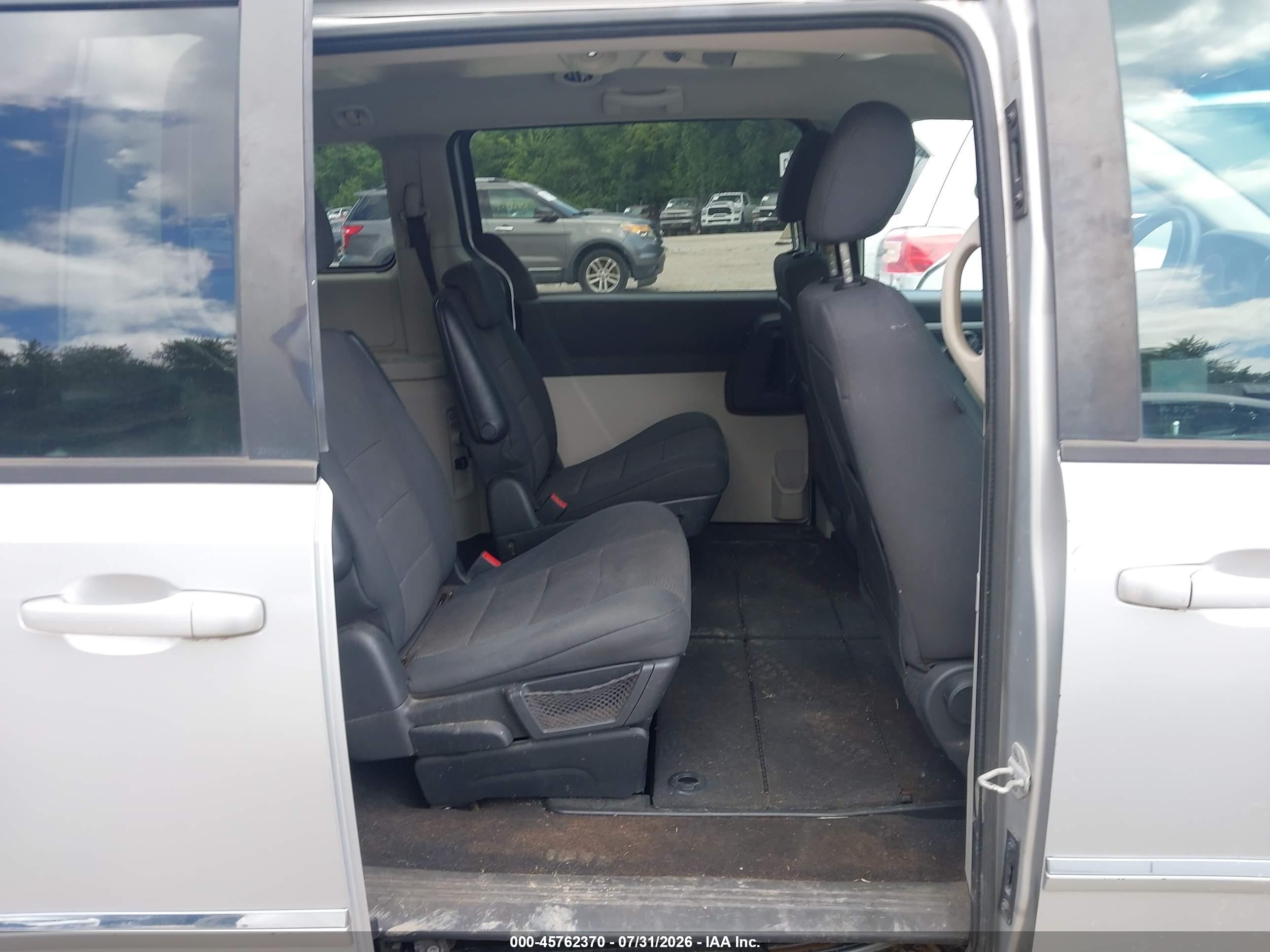 2008 Dodge Grand Caravan Sxt Silver vin: 1D8HN54P48B181632