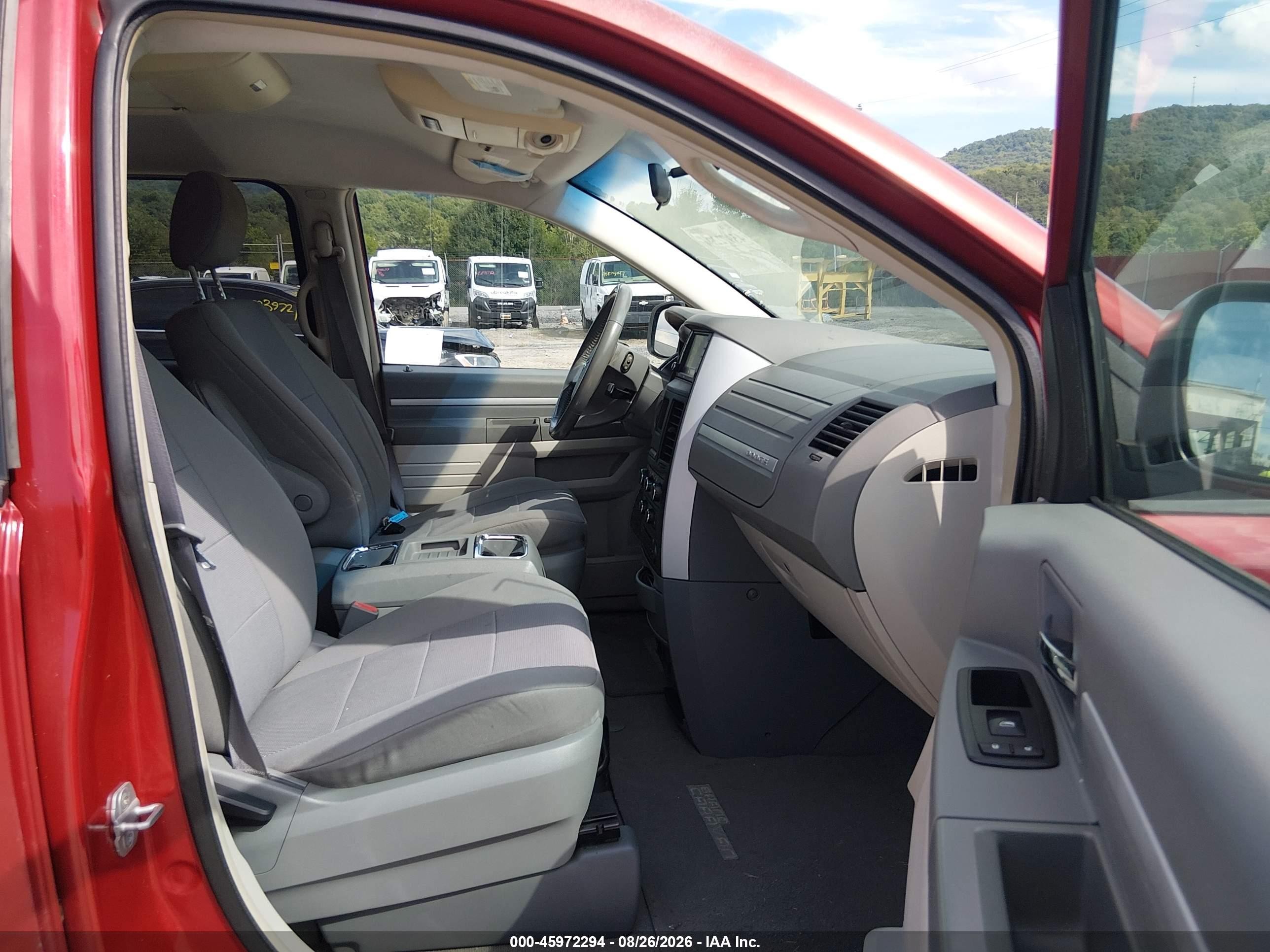 2008 Dodge Grand Caravan Sxt Red vin: 1D8HN54P88B104262