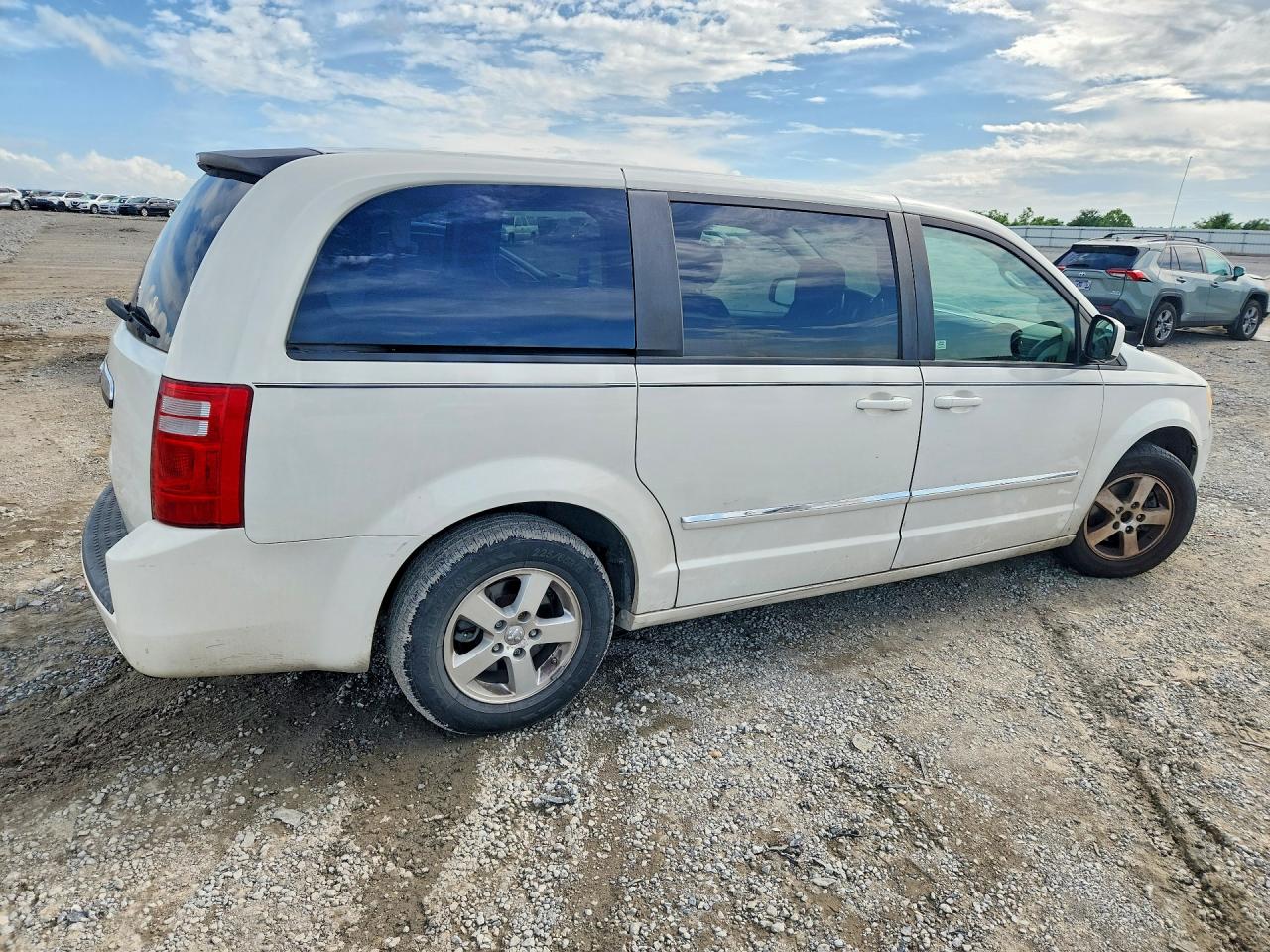 2008 Dodge Caravan White vin: 1D8HN54P88B134913
