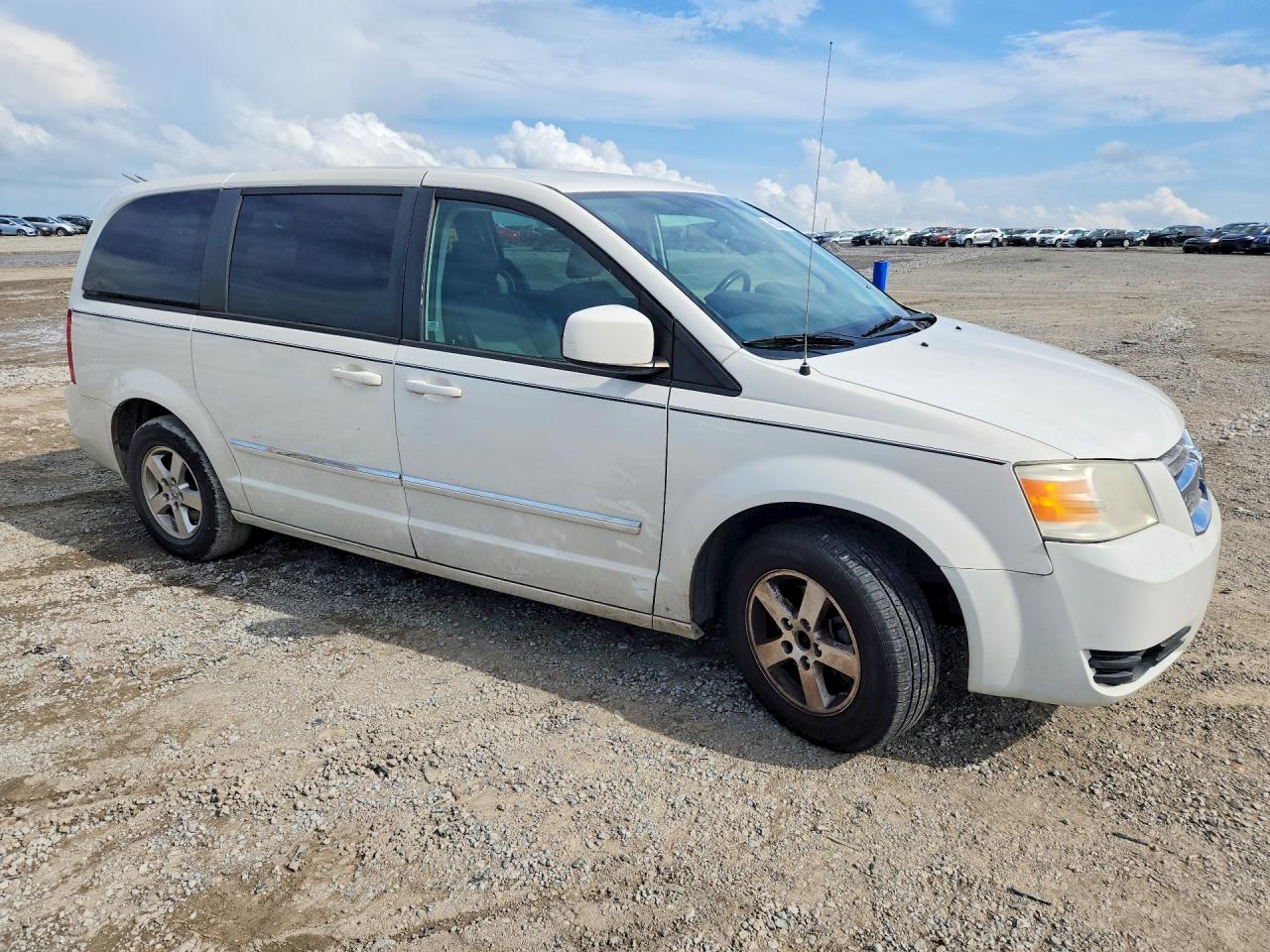 2008 Dodge Caravan White vin: 1D8HN54P88B134913