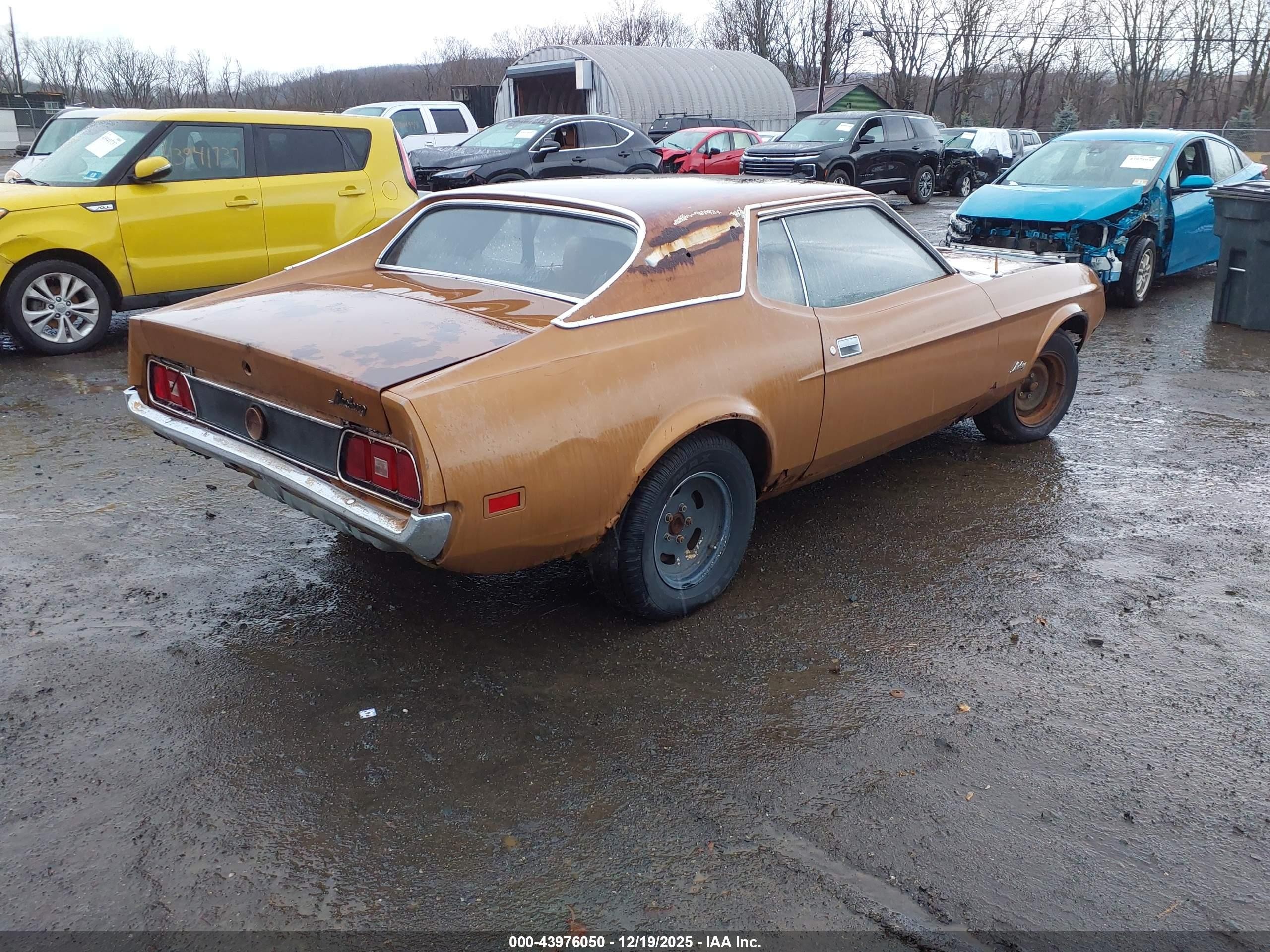 1971 Ford Mustang   Коричневый vin: 1F01F178518      