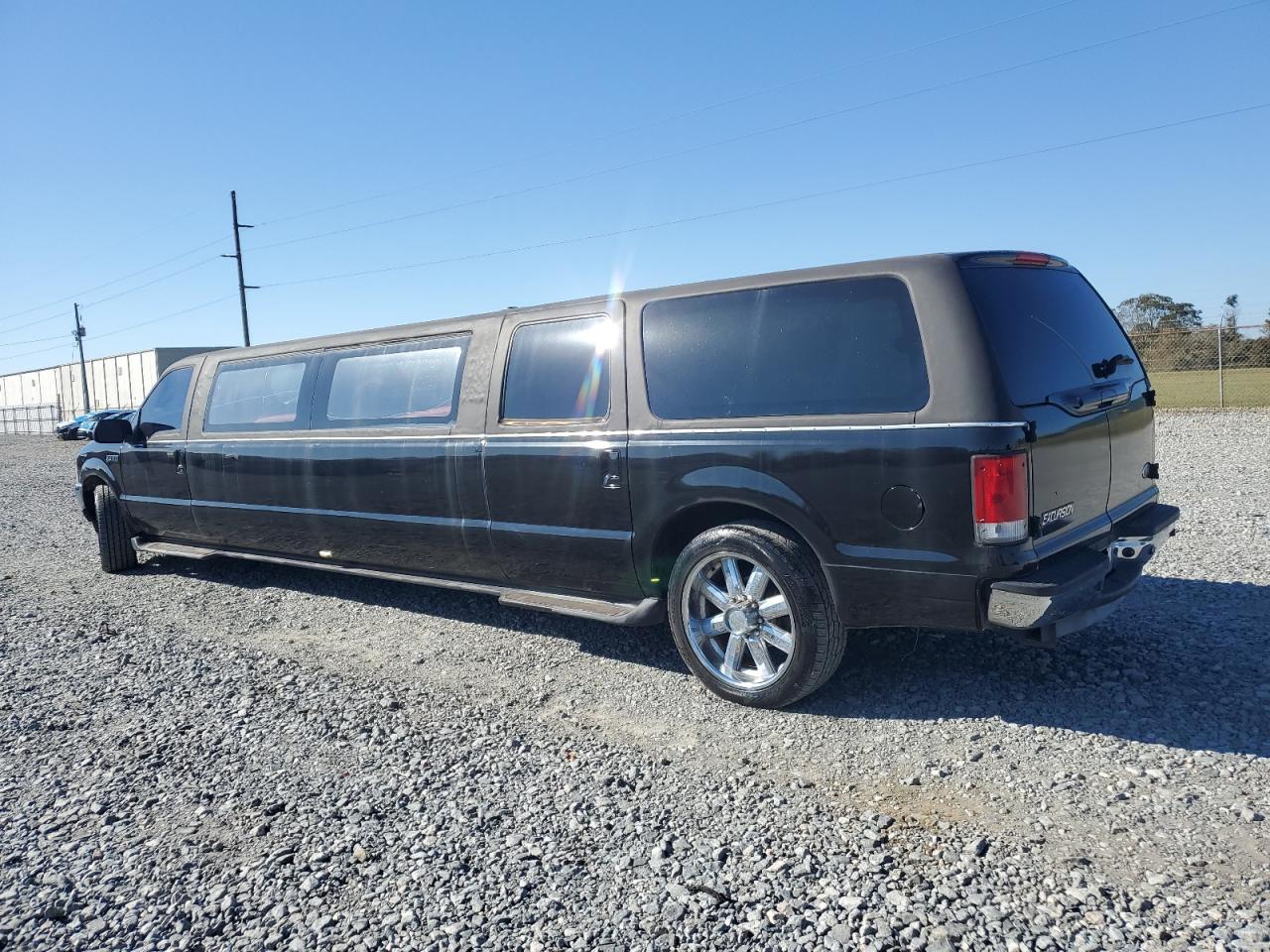 2004 Ford Excursion Xlt Black vin: 1F1NU40S94ED25847