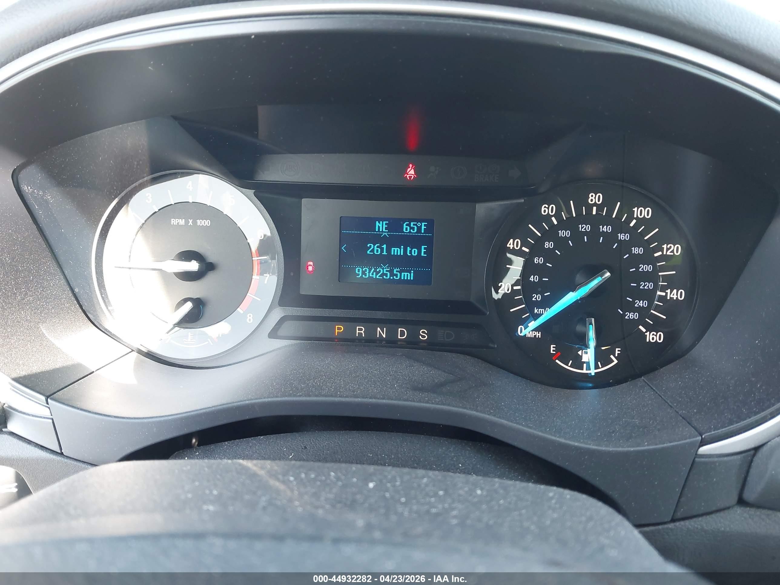 2015 Ford Fusion S Черный vin: 1FA6P0G70F5102196