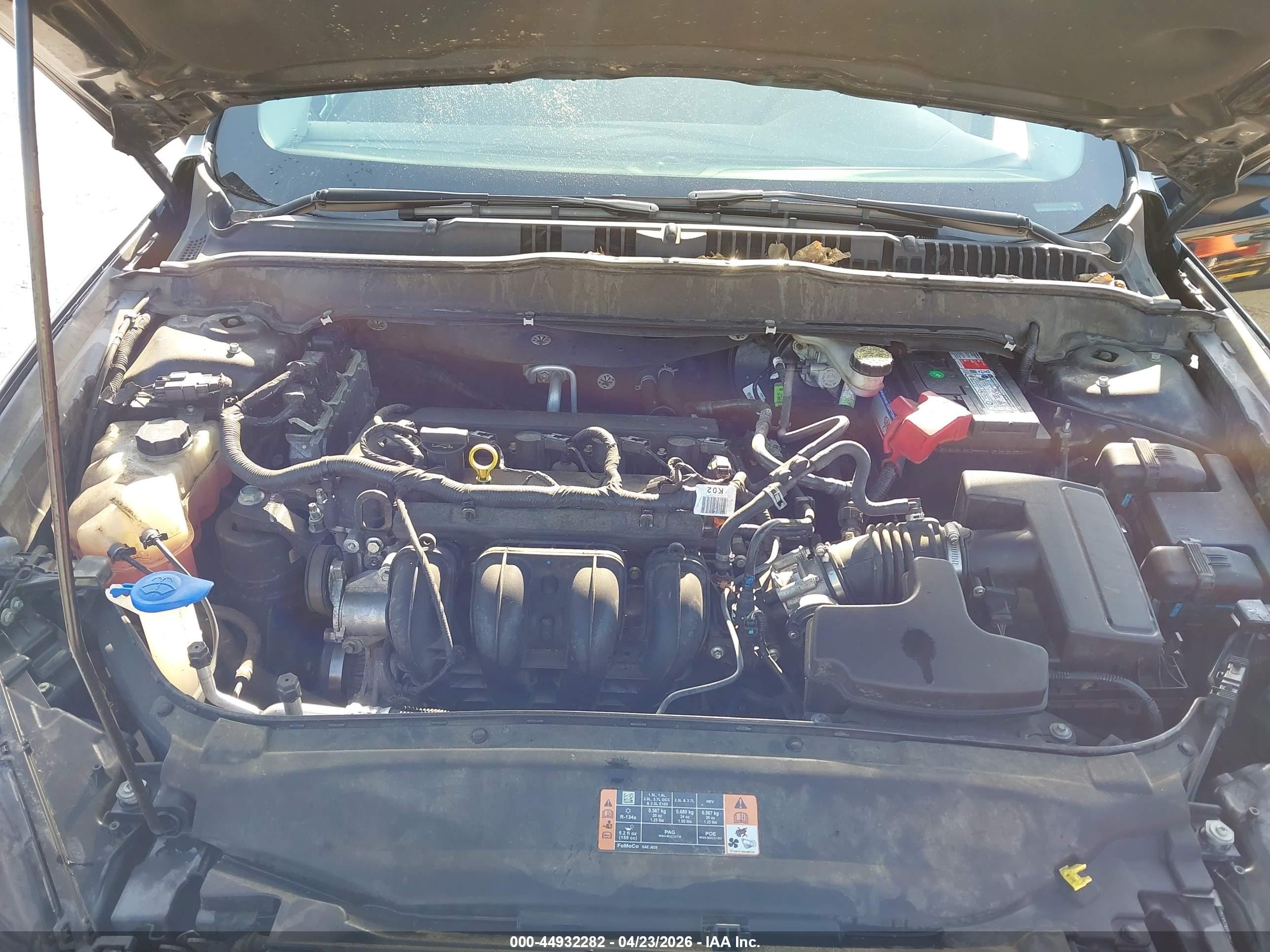 2015 Ford Fusion S Черный vin: 1FA6P0G70F5102196