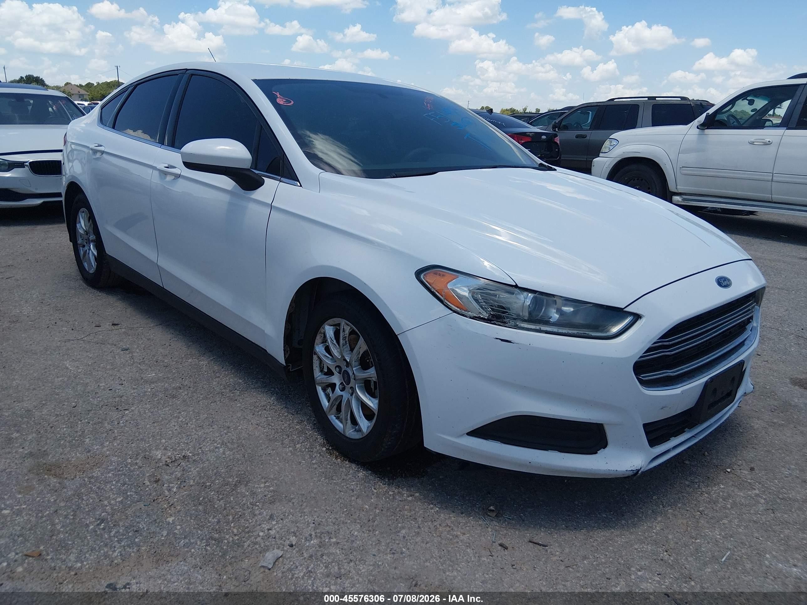 2015 Ford Fusion S Белый vin: 1FA6P0G70F5114879