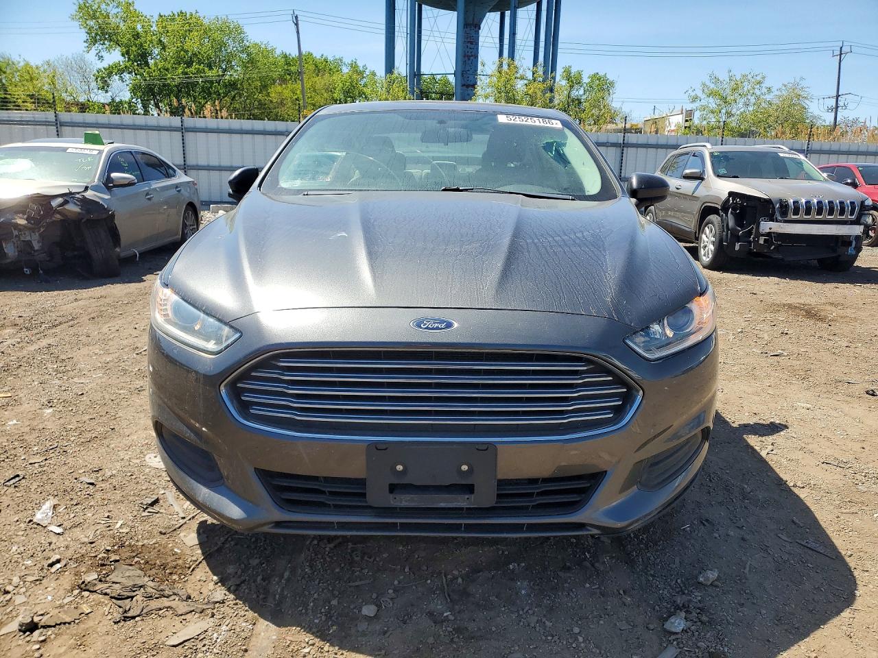 2015 Ford Fusion S Серый vin: 1FA6P0G70F5120522