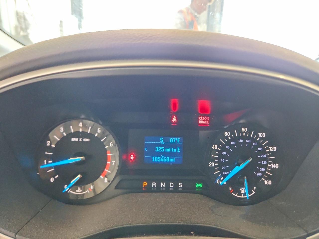 2015 Ford Fusion S Белый vin: 1FA6P0G70F5126014