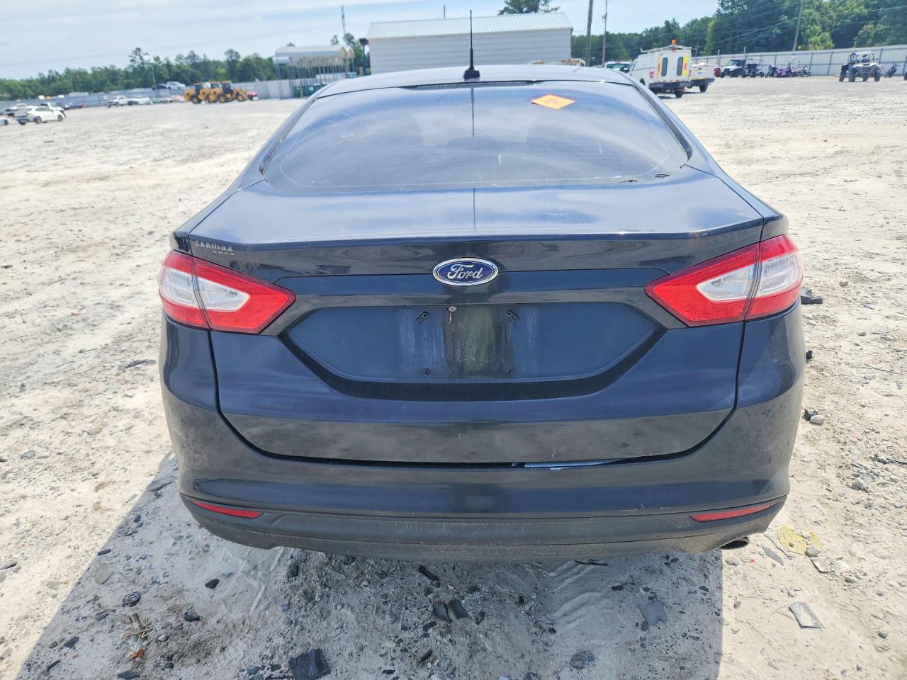 2015 Ford Fusion S Черный vin: 1FA6P0G70F5127003