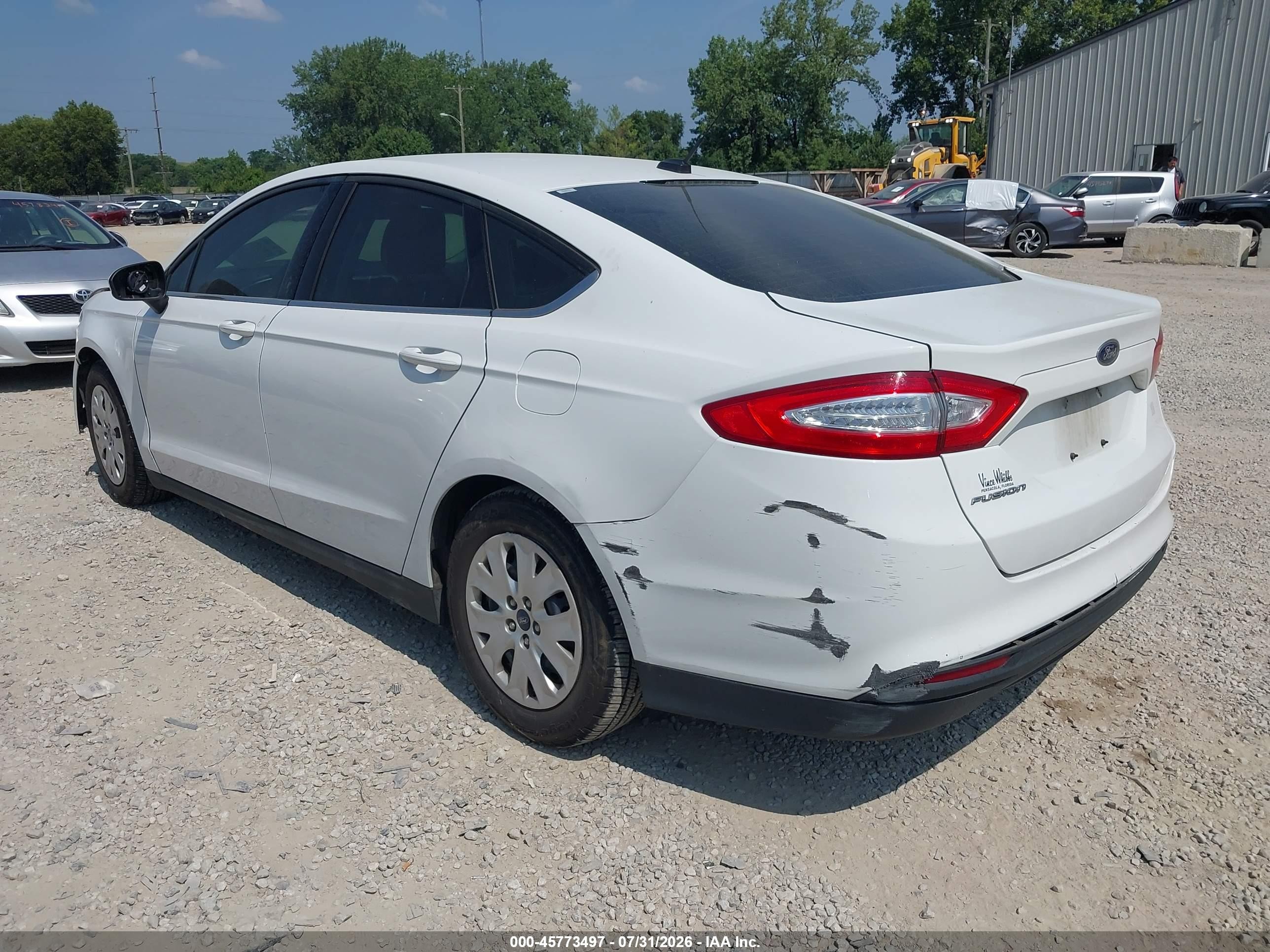 2014 Ford Fusion S Белый vin: 1FA6P0G71E5372262