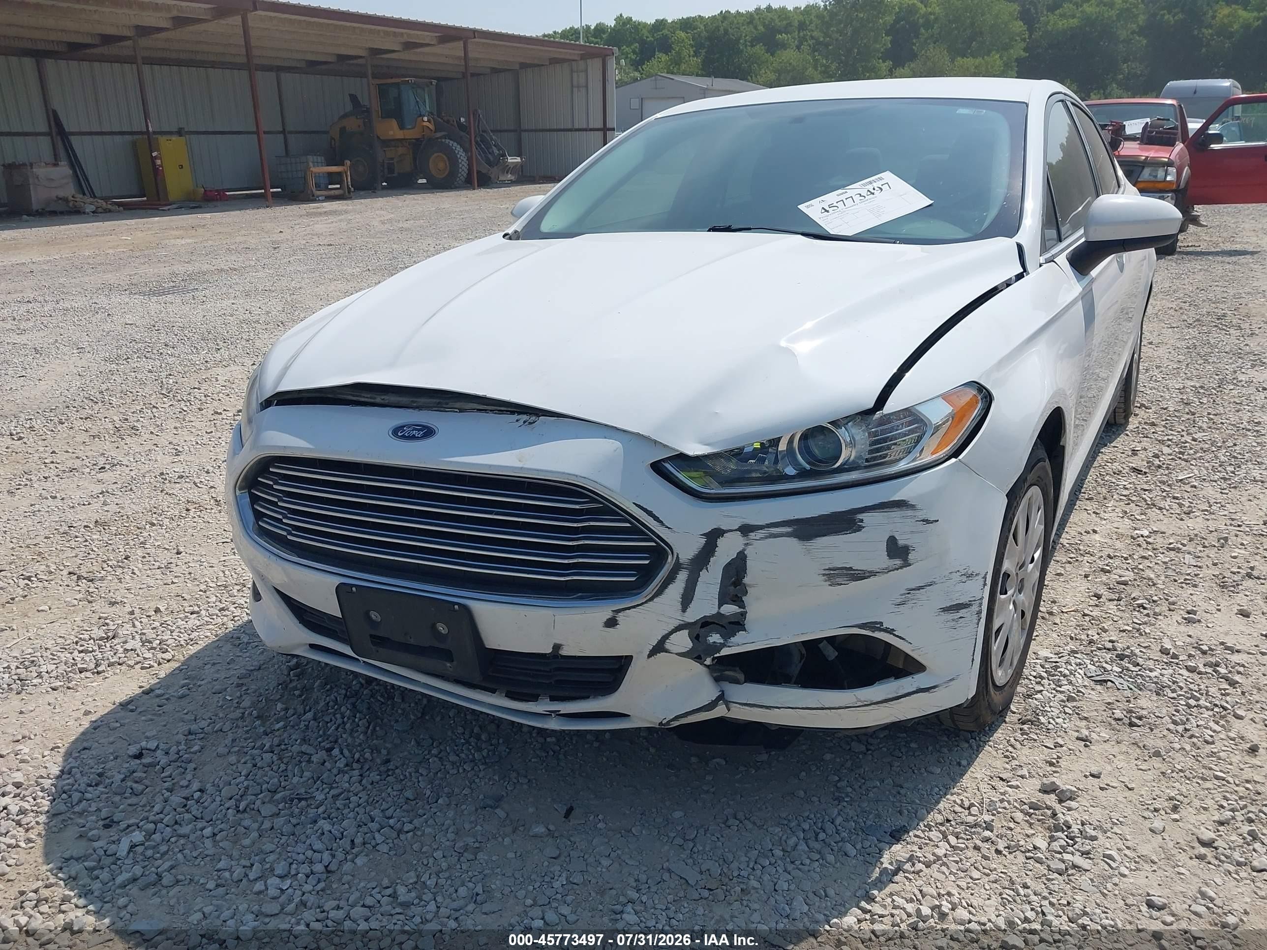 2014 Ford Fusion S Белый vin: 1FA6P0G71E5372262