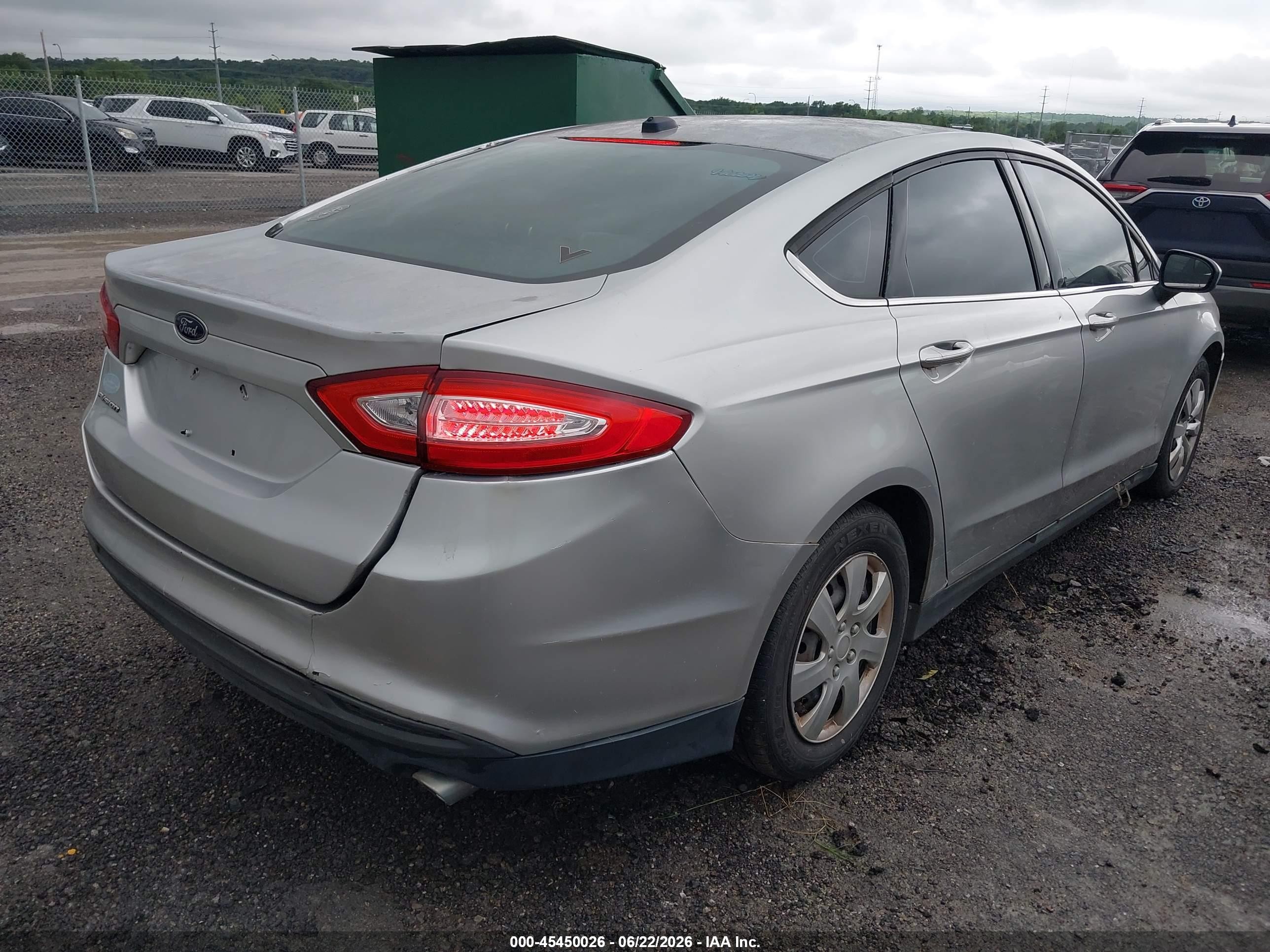 2014 Ford Fusion S Silver vin: 1FA6P0G72E5371346