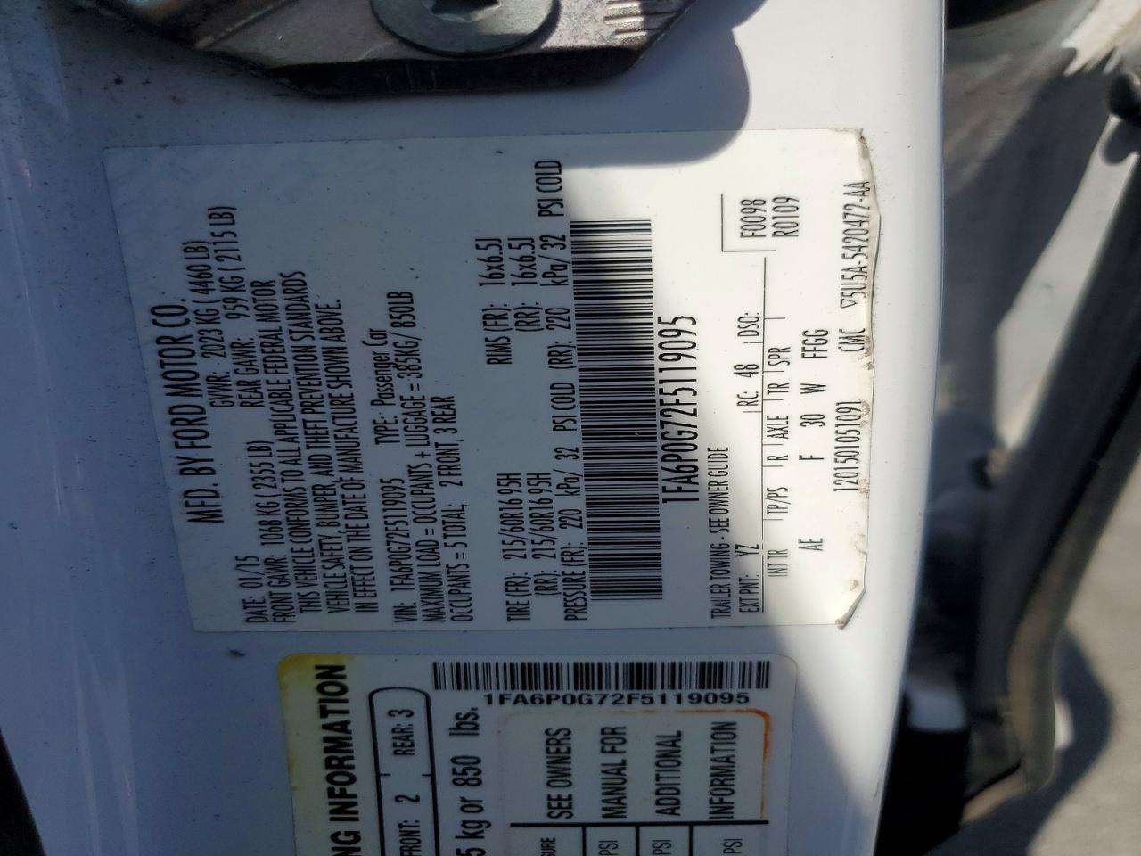 2015 Ford Fusion S White vin: 1FA6P0G72F5119095