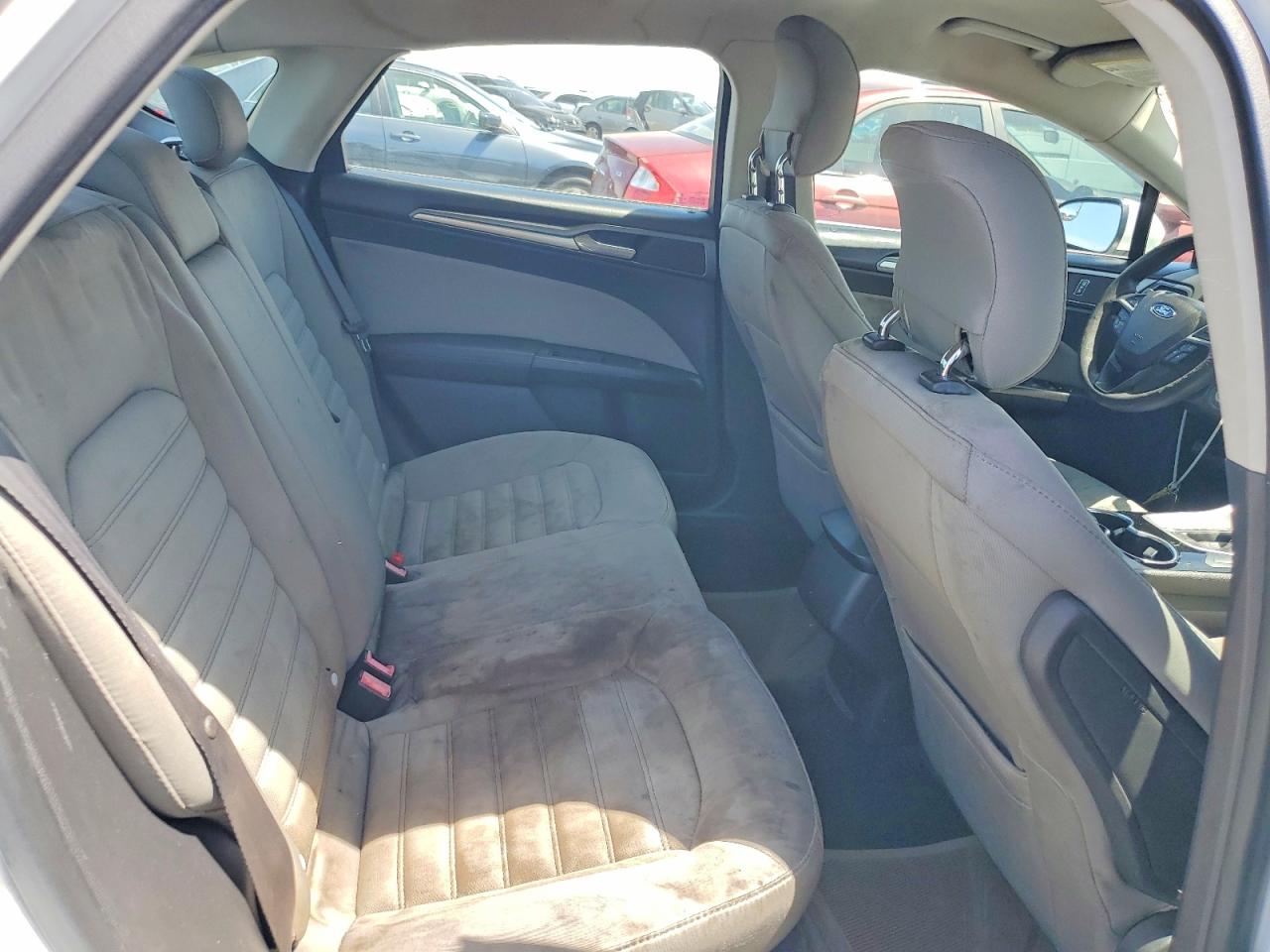 2015 Ford Fusion S White vin: 1FA6P0G72F5119095